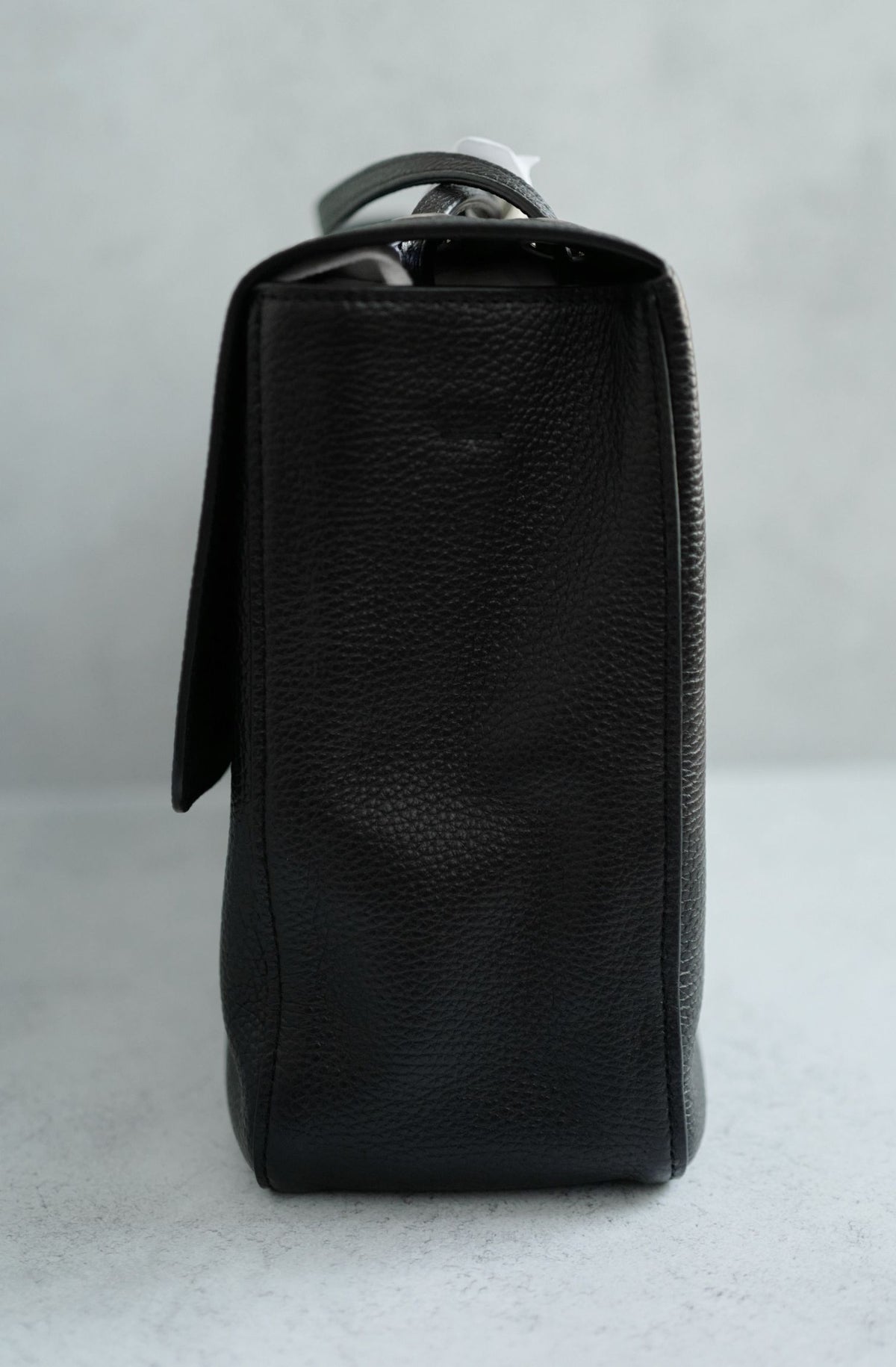 NEW Chanel 26S Maxi 38 Flapbag Black Grained Calfskin Silver Hardware