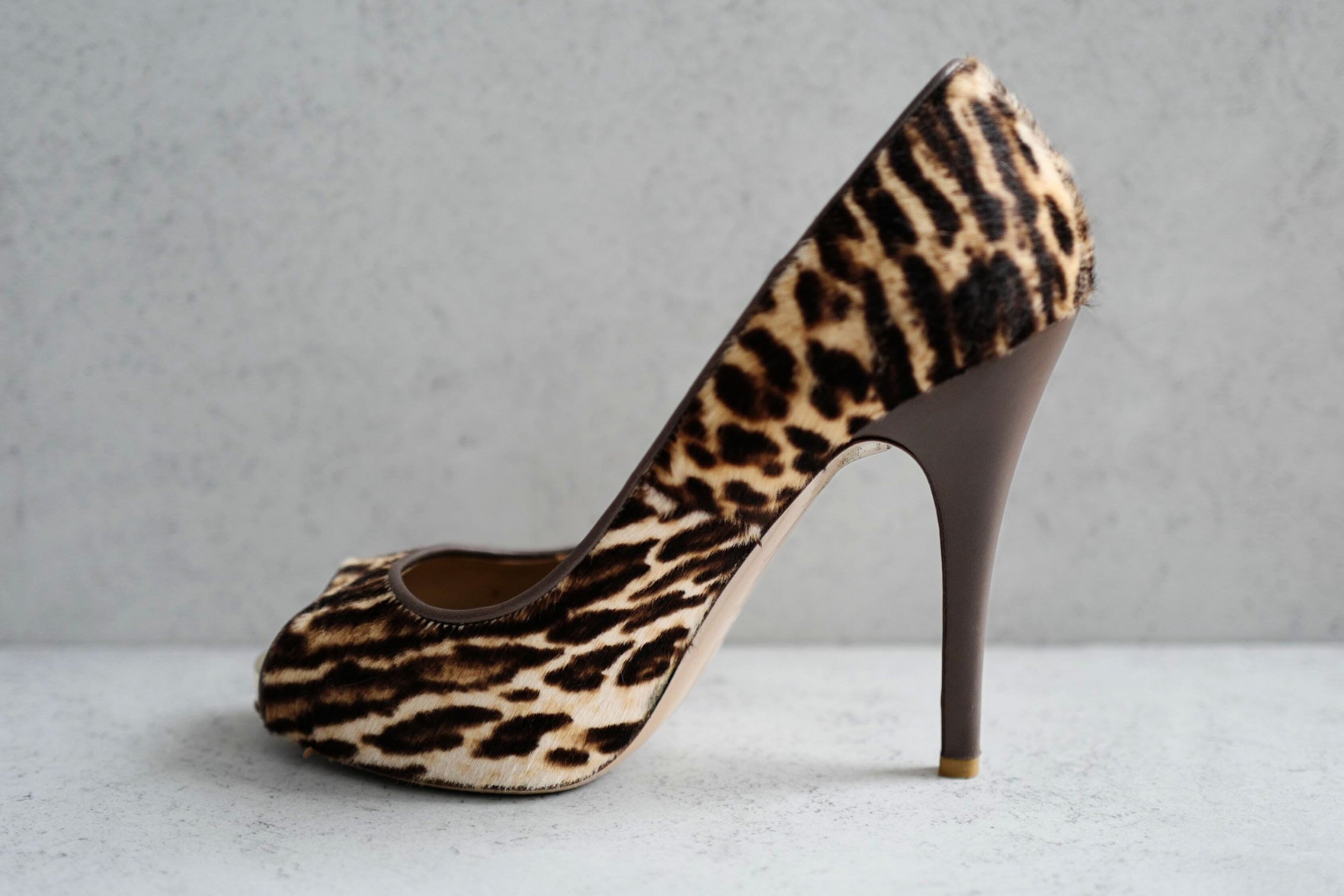 Preowned Valentino Heels Leopard Print size 37