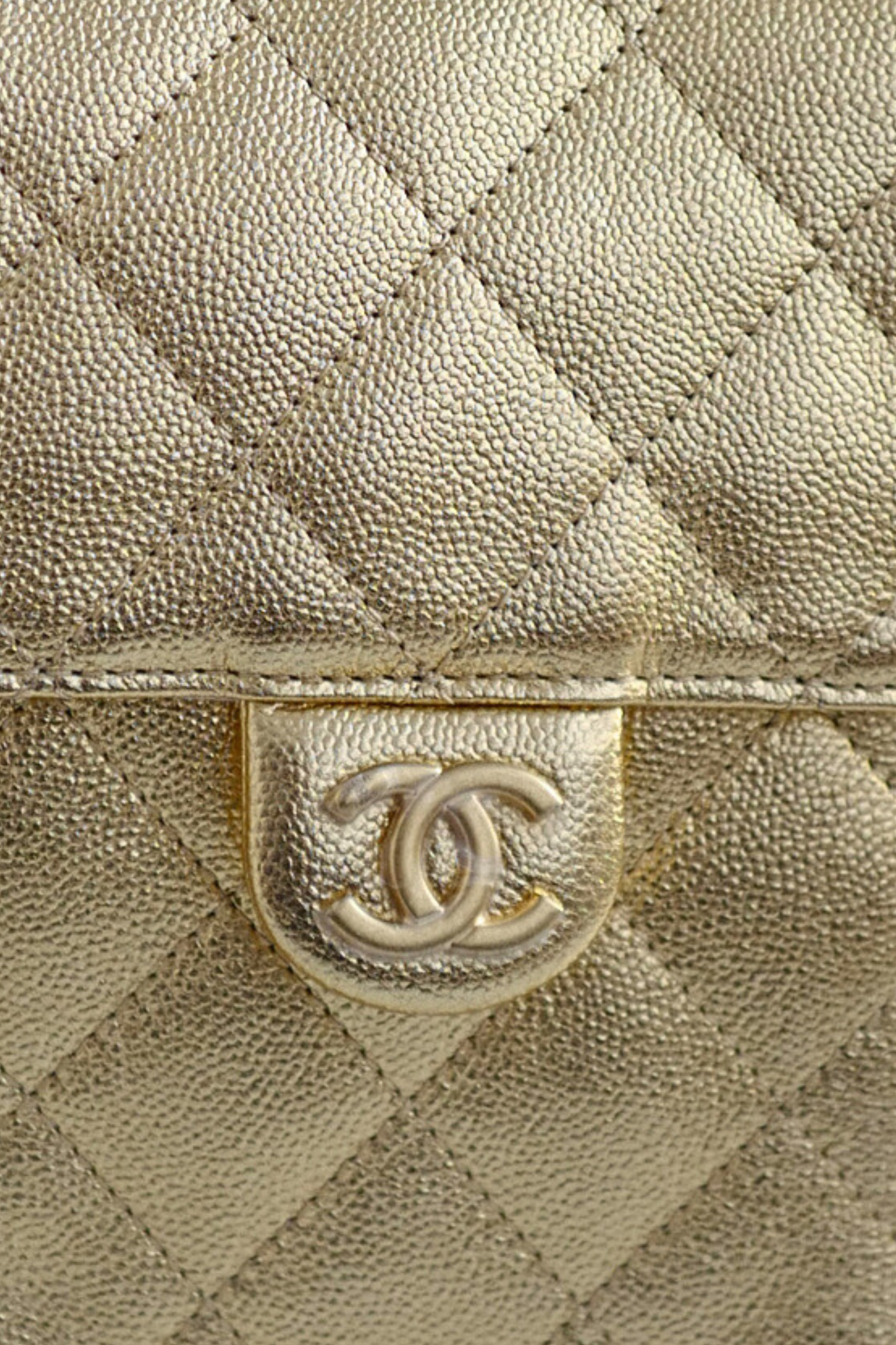 BNIB Chanel 26C Small Hobo Gold Metallic Grained Calfskin with Gold Hardware