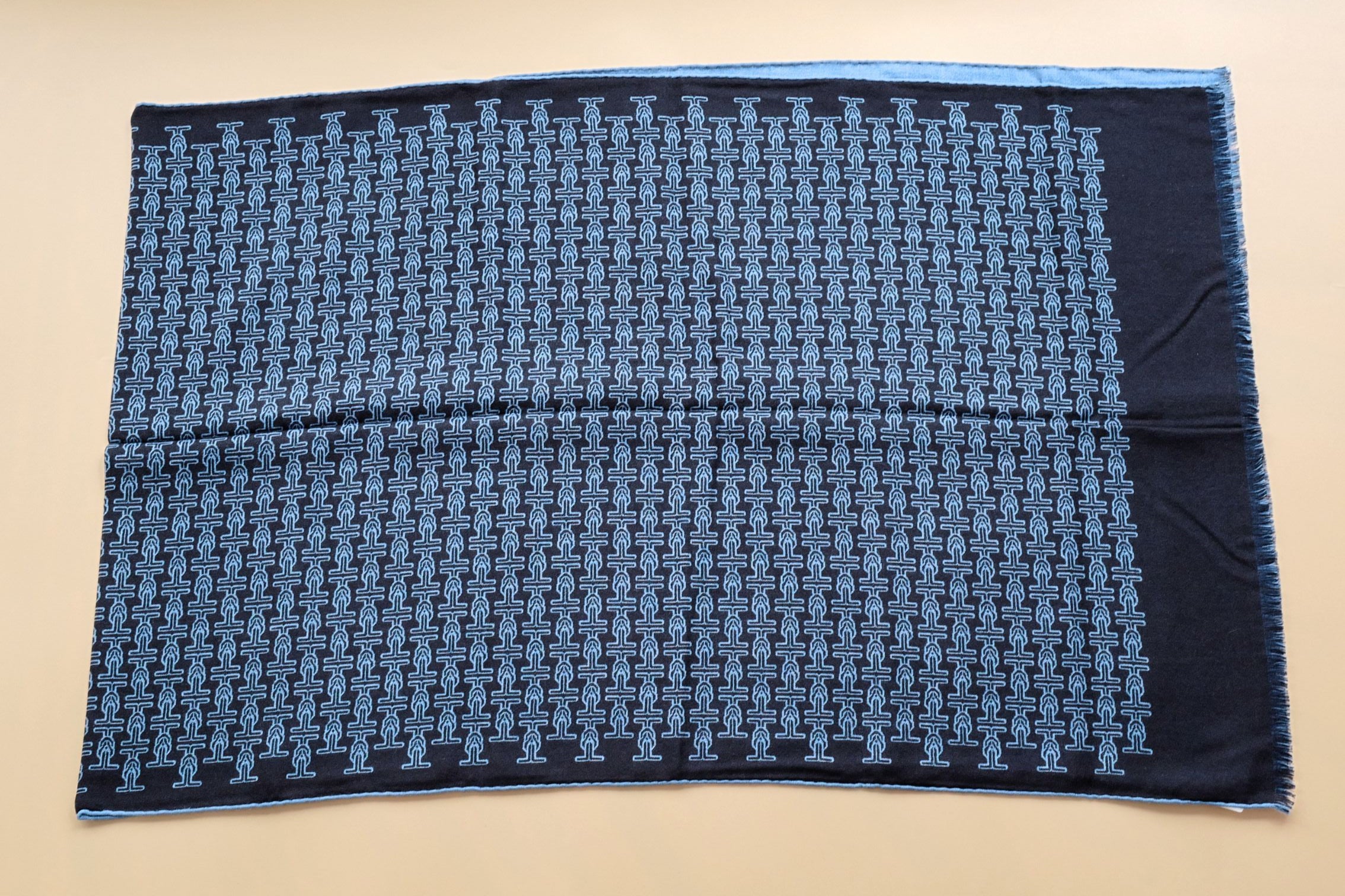 Hermès H Marin Reversible Scarf Cashmere Silk Marine / Bleu Océan