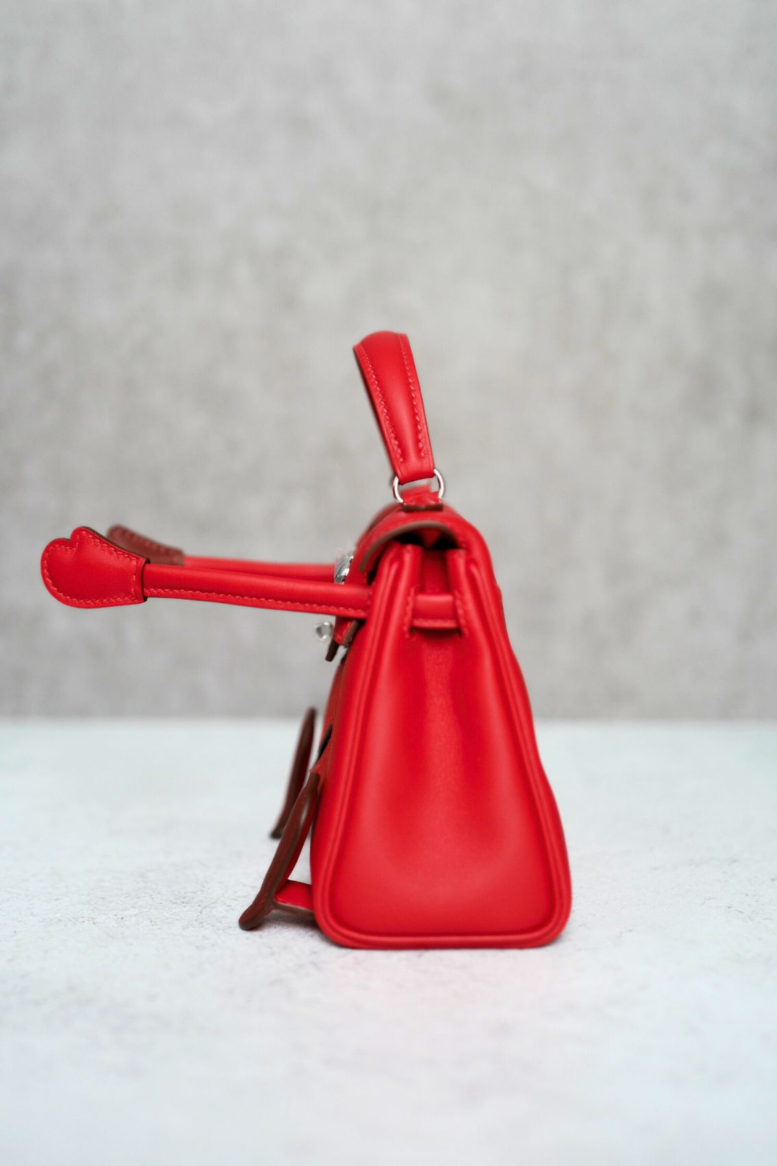 Hermès Kelly Doll Rouge De Coeur Swift Calfskin PHW G Stamp