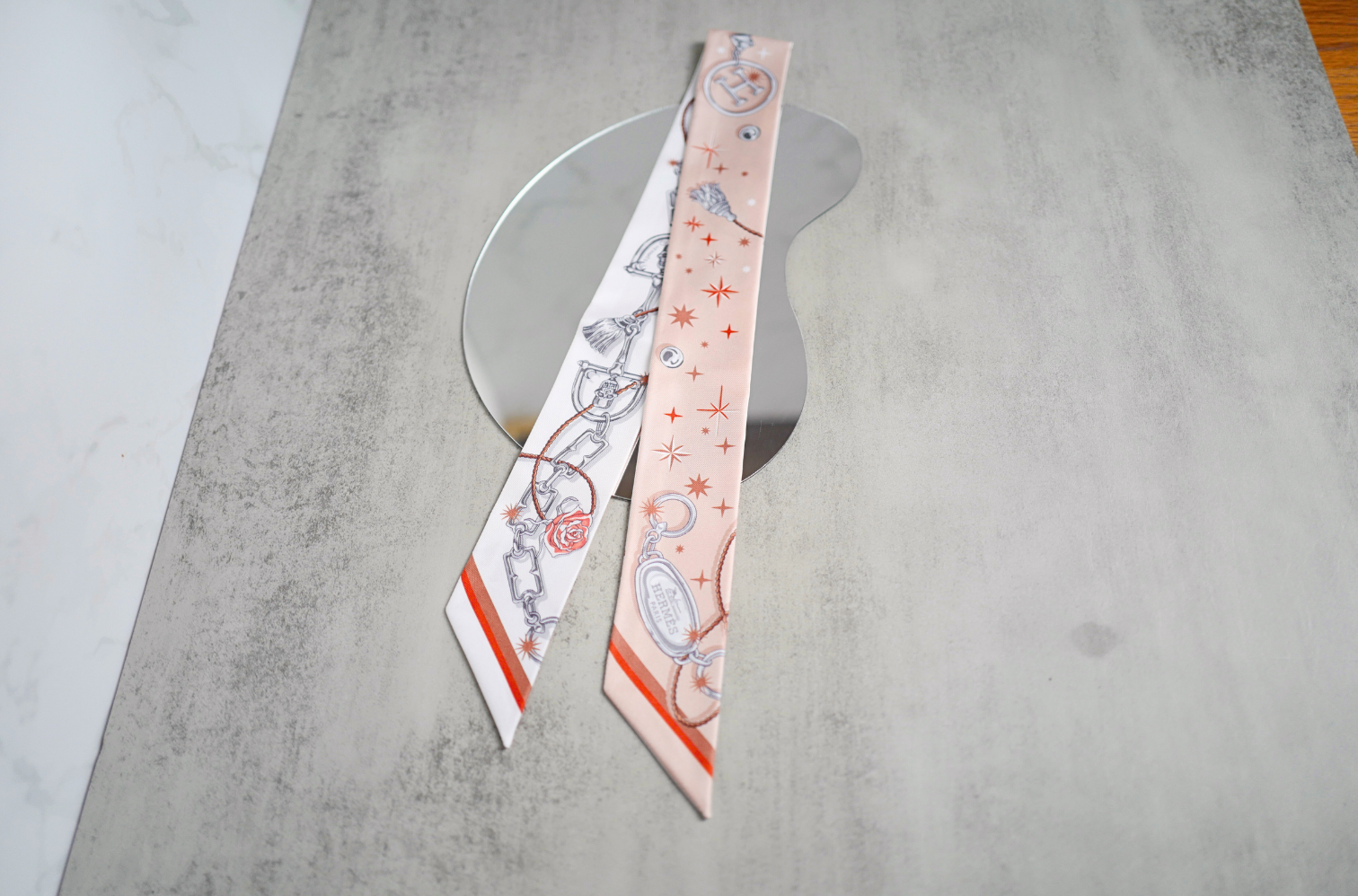 Hermès C’est La Fête Twilly Beige Rose / Caramel / Blanc