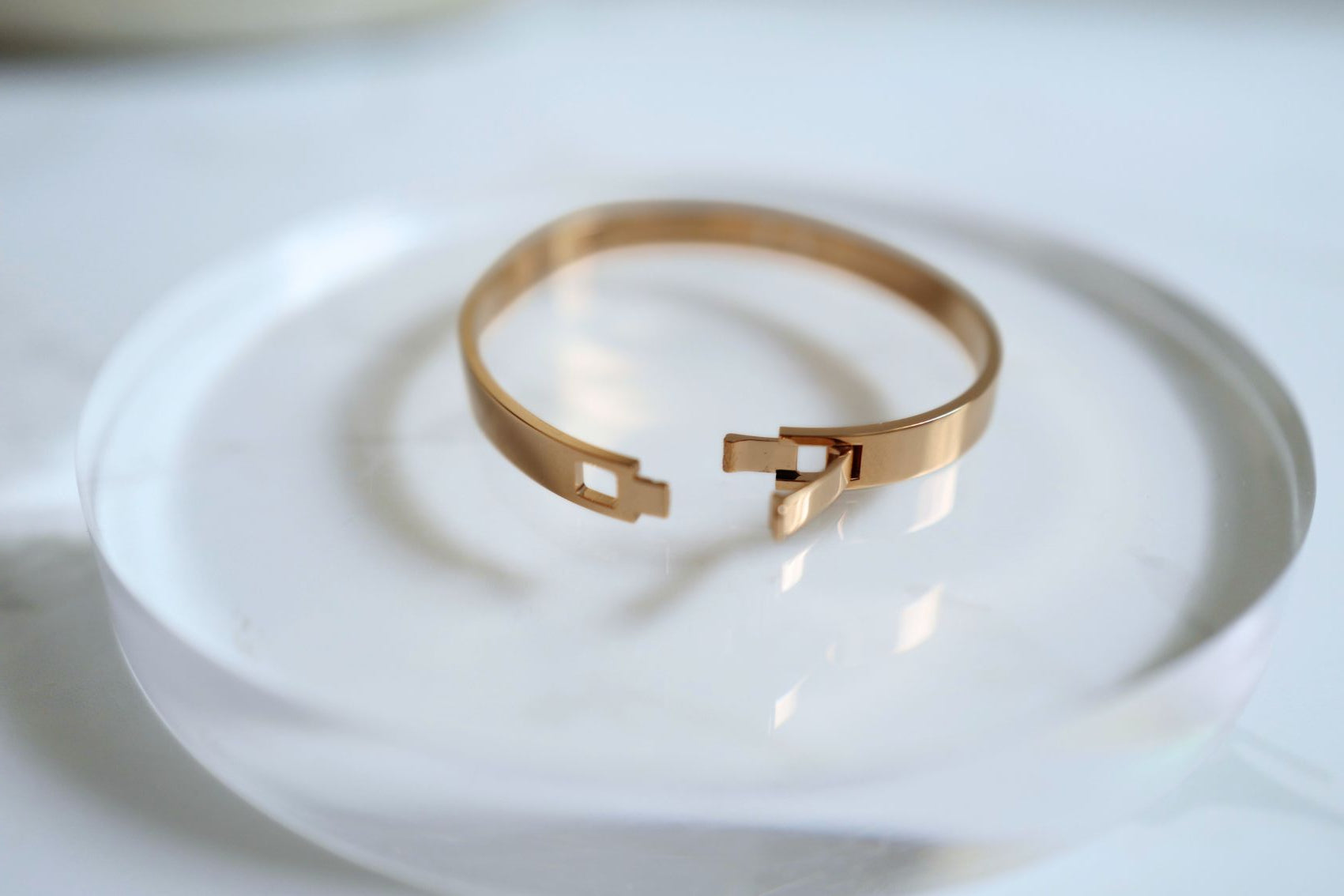 Hermès H d’Ancre Small Bracelet Rose Gold 18K SH