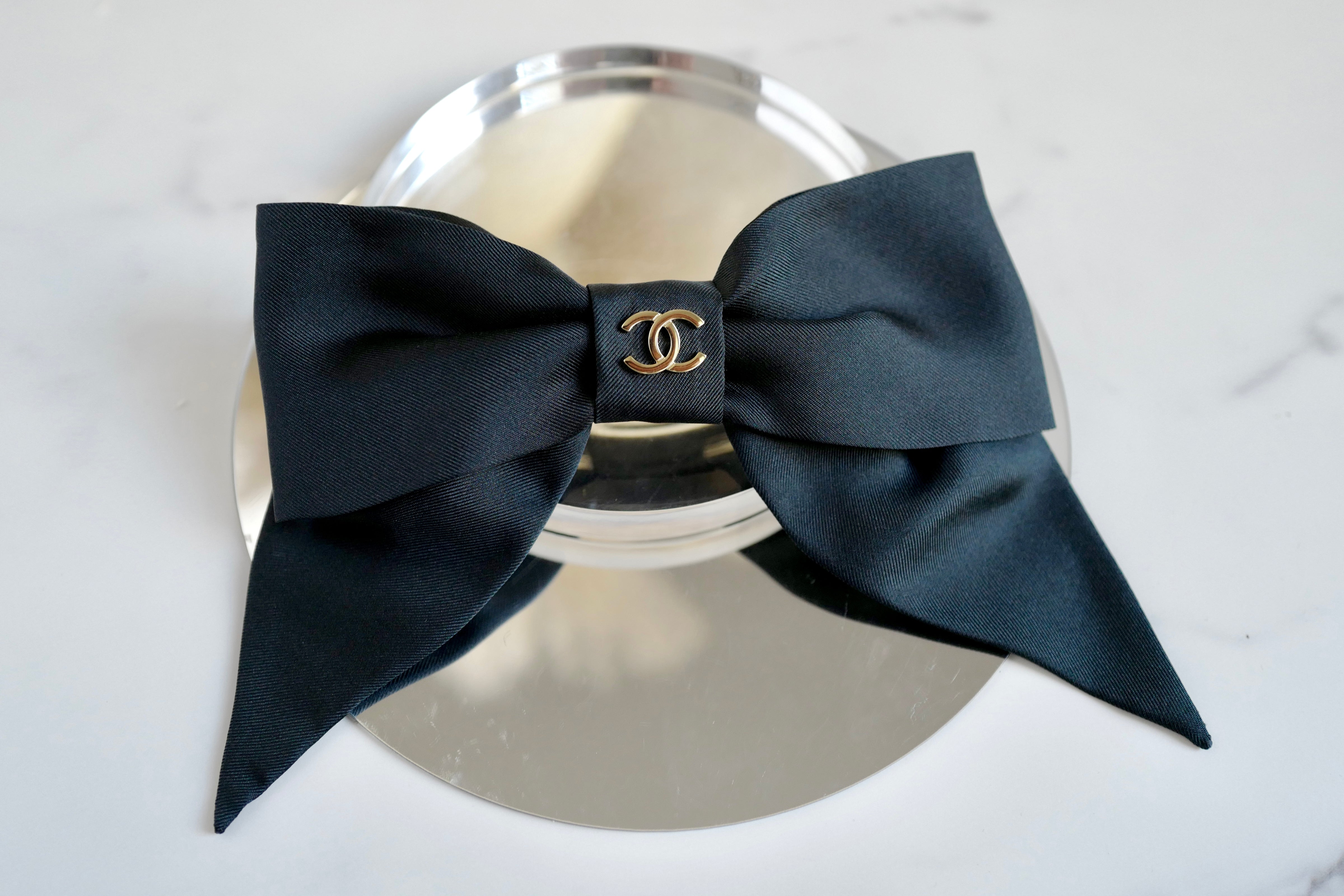 BNIB Chanel Hair Ribbon Silk Twill in Black Satin 24P with Gold CC Logo