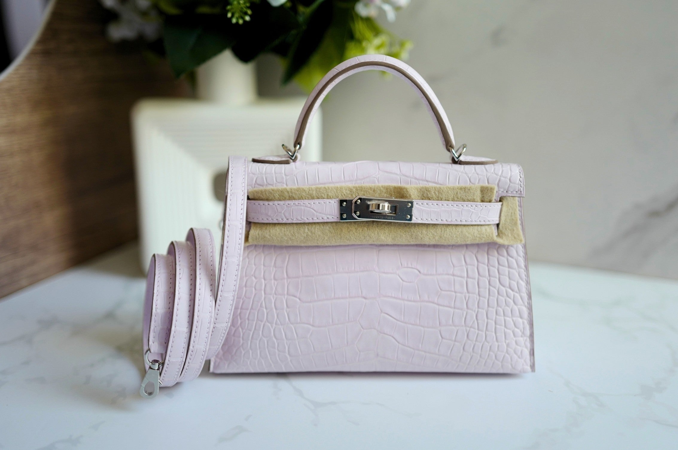 BNIB Hermès Mini Kelly 20 Mauve Pale Matte Alligator Palladium Hardware K Stamp 2025