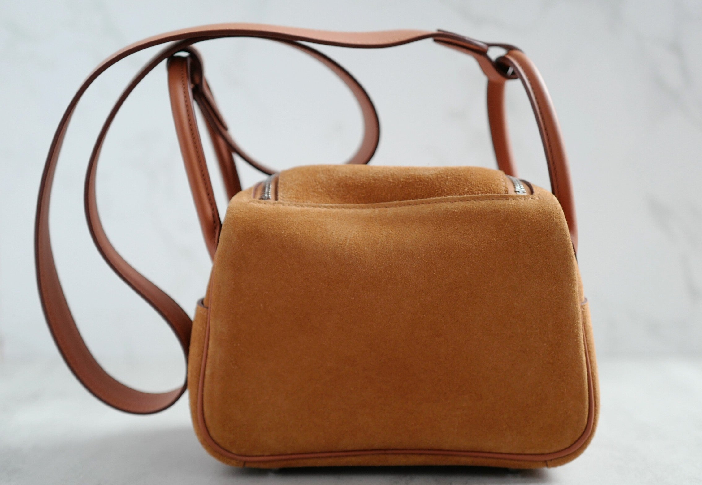 Hermès Mini Lindy II Gold Chamois Swift & Grizzly Leather with PHW K Stamp (2025)