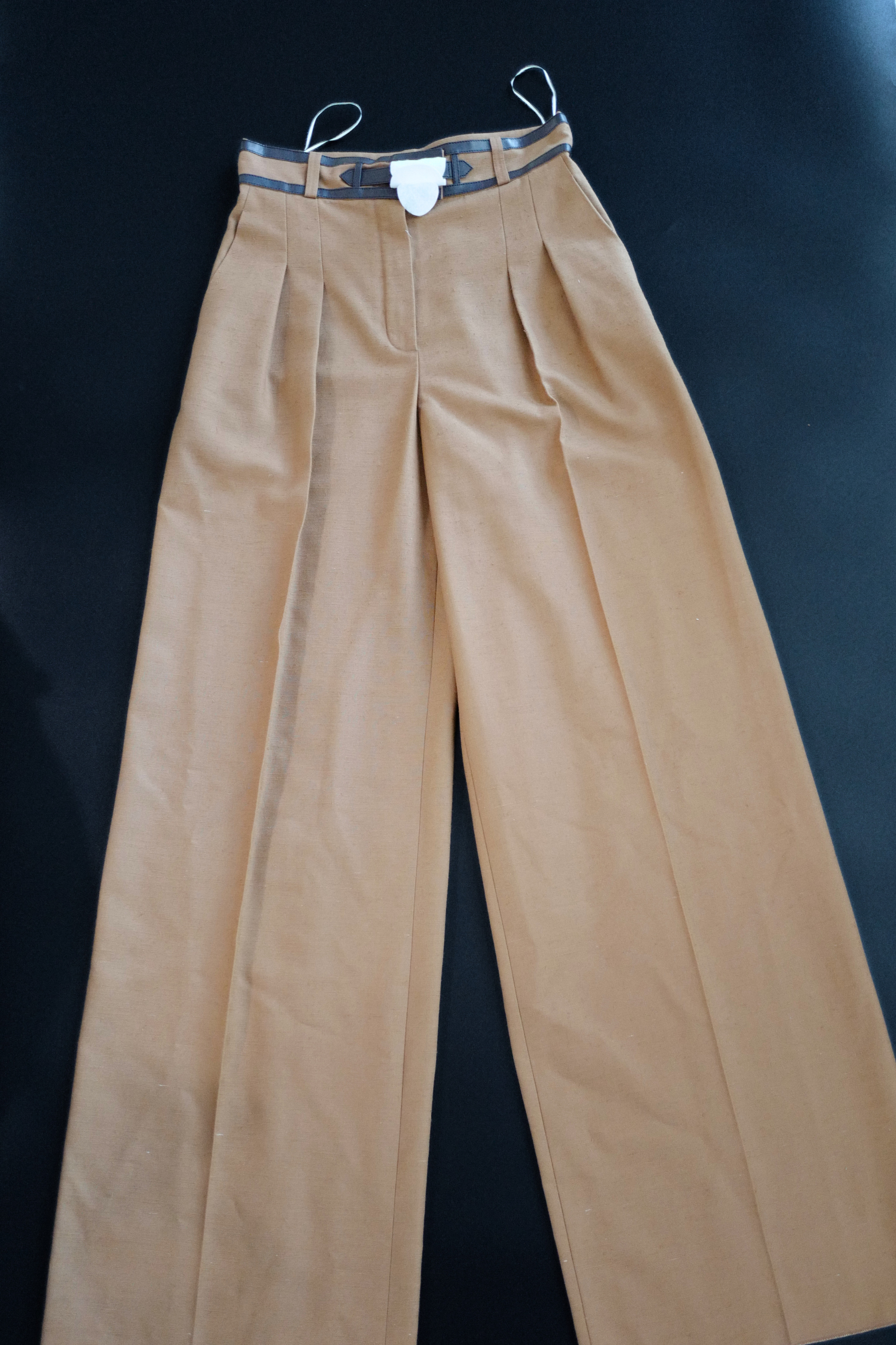 NEW Hermès Women’s Trousers in Marron Muscade Cotton Size 36