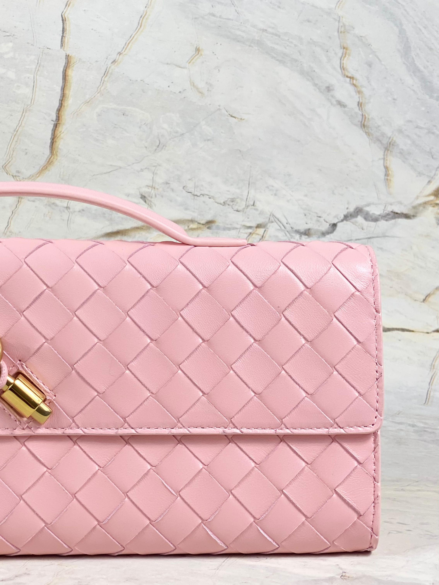 New Bottega Veneta Andiamo Clutch with Handle in Rose
