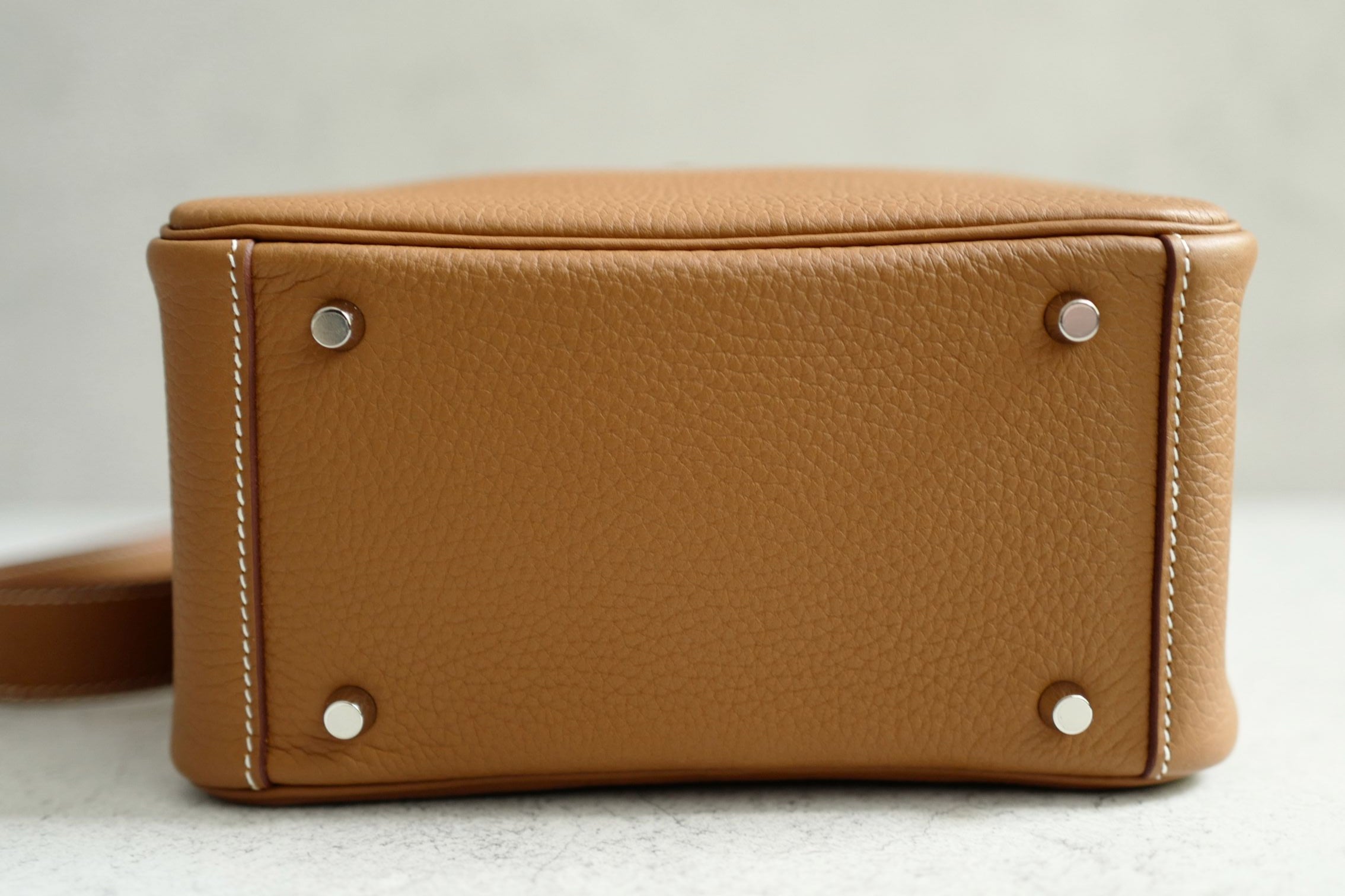 New Hermès Mini Lindy Gold Clemence Leather Palladium Hardware