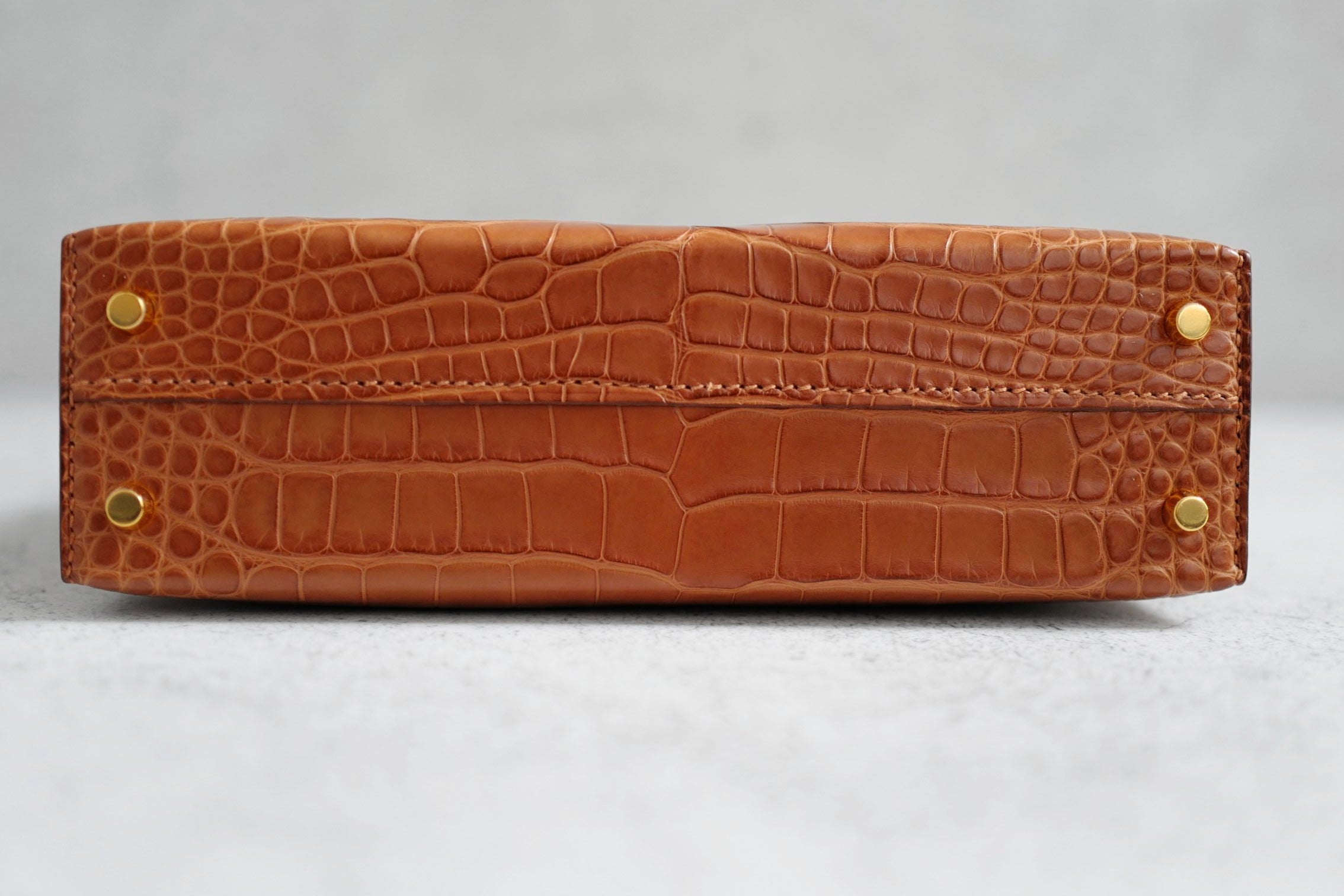 Hermès Mini Kelly Gold Sellier Alligator Mississippiens GHW G Stamp