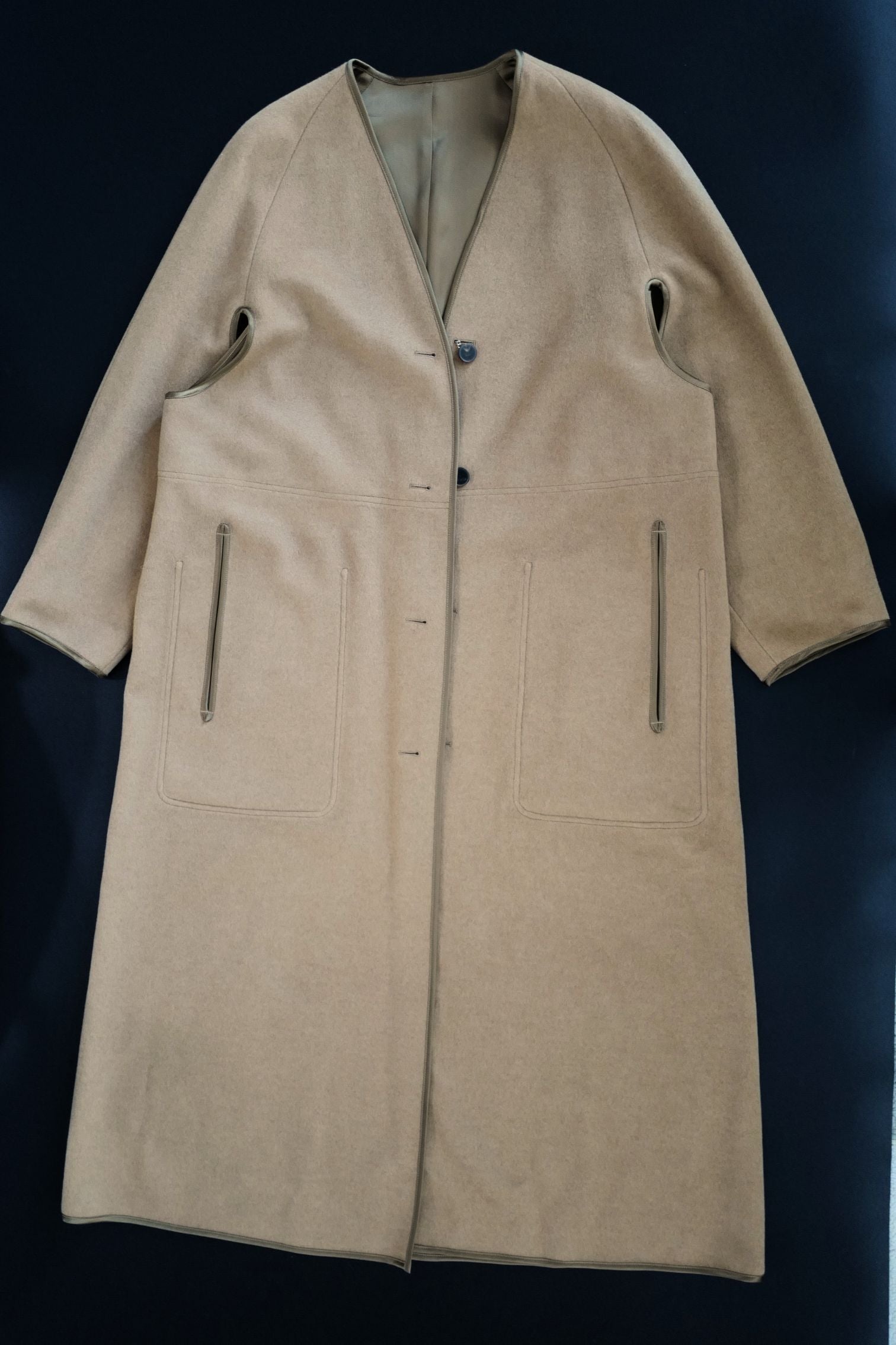 Hermès Women’s Overcoat Size 34 Beige Camel Hair Coat