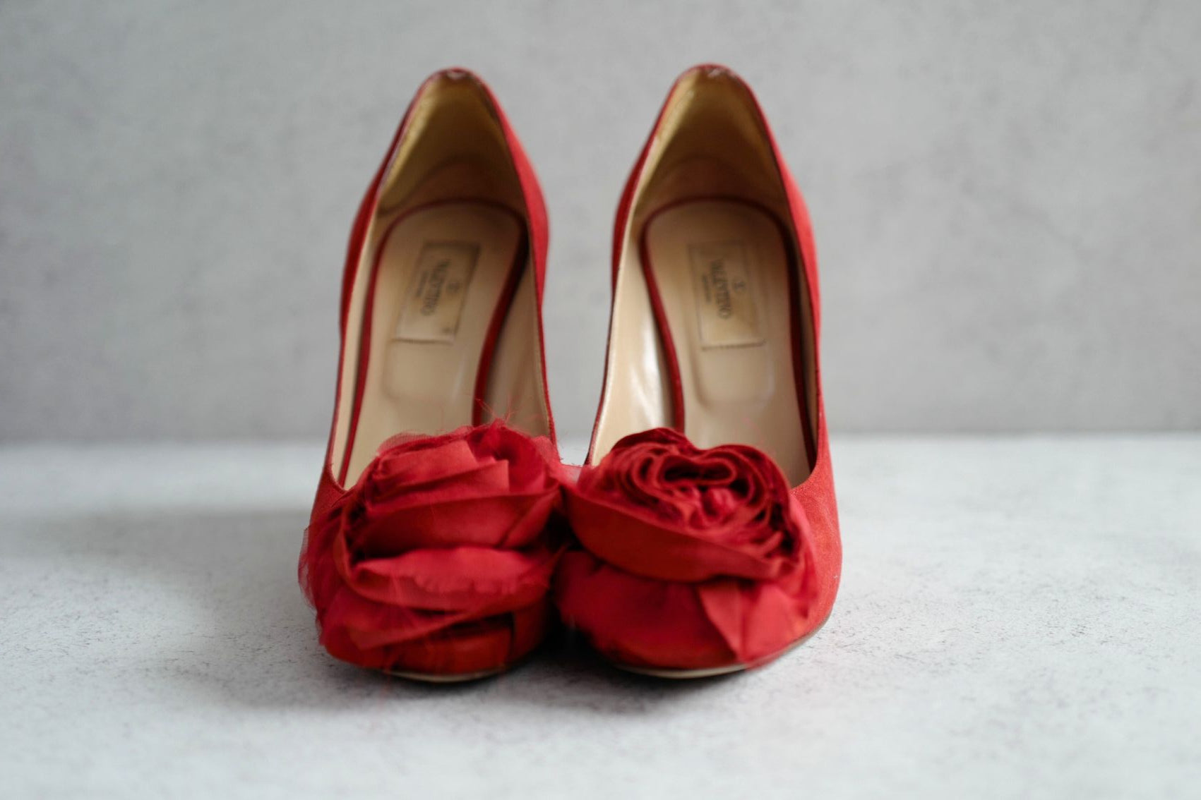 Preloved Valentino Heels Red Rose size 37 in Red