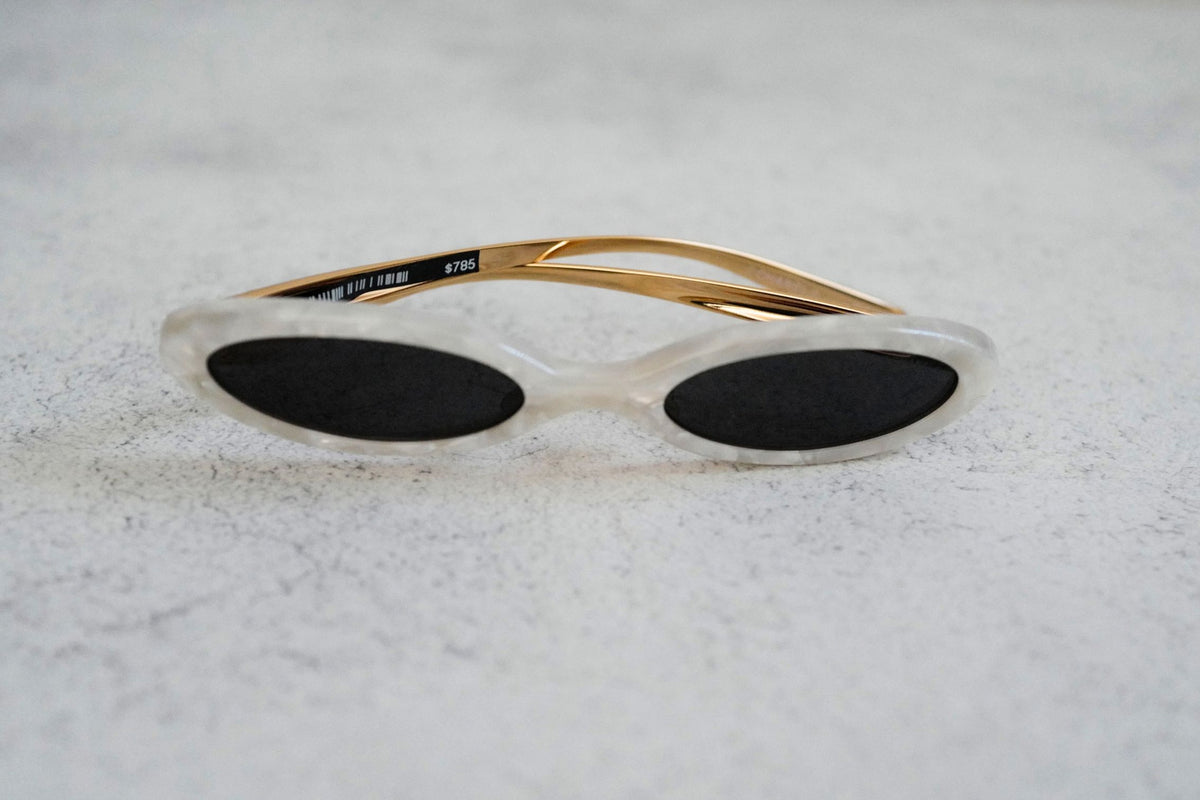 CHANEL 26K Fall/Winter Oval Sunglasses Blanc Acetate Frame Gray Lens 19mm