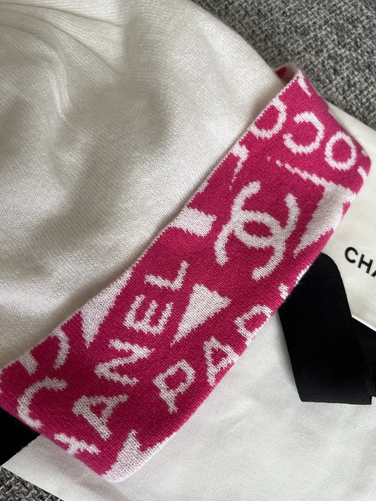 Chanel Beanie Cashmere 24C In White/pink CC Logo All Size NEW