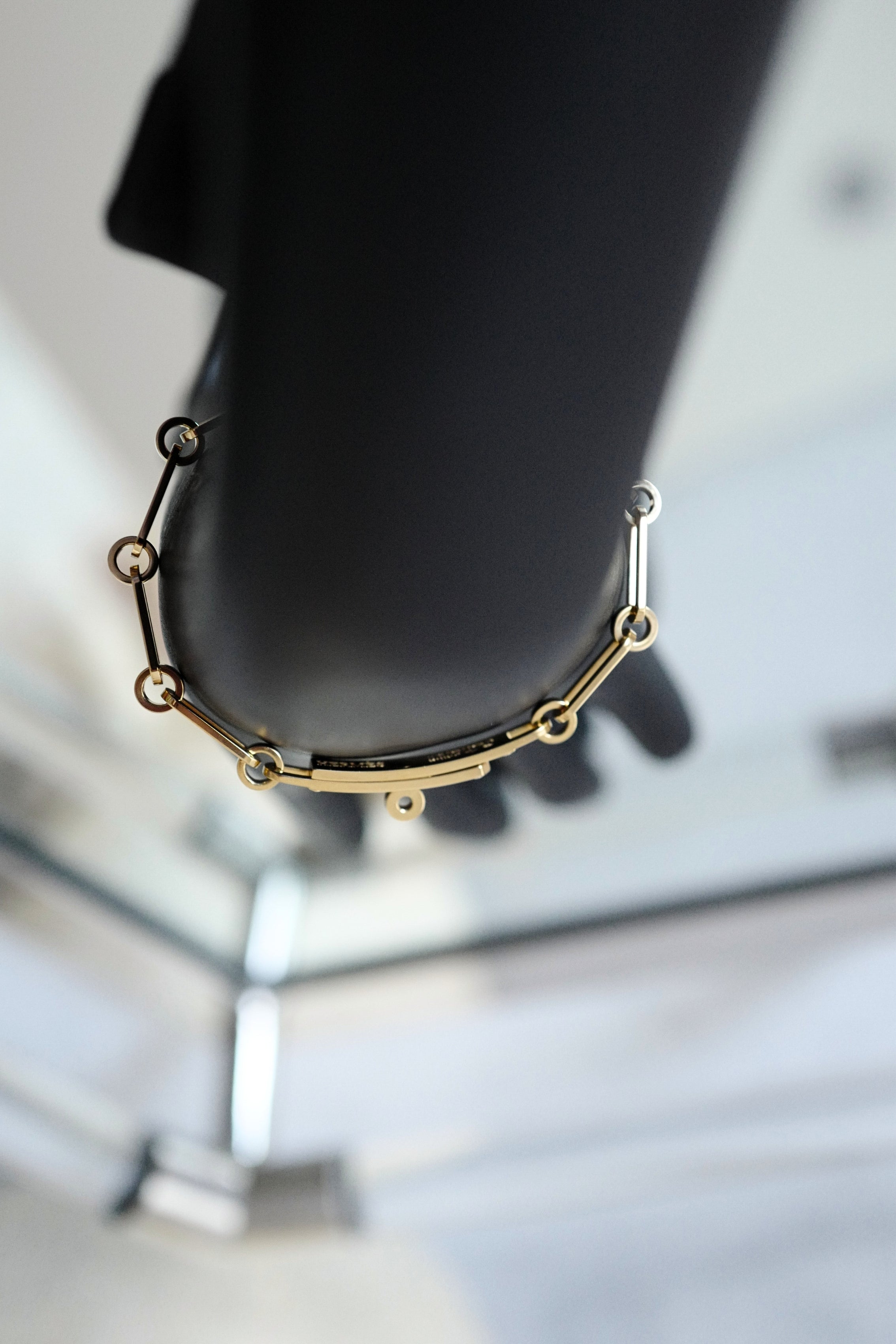 NEW Hermès Kelly Chaine Bracelet Small Model Yellow Gold with Diamonds