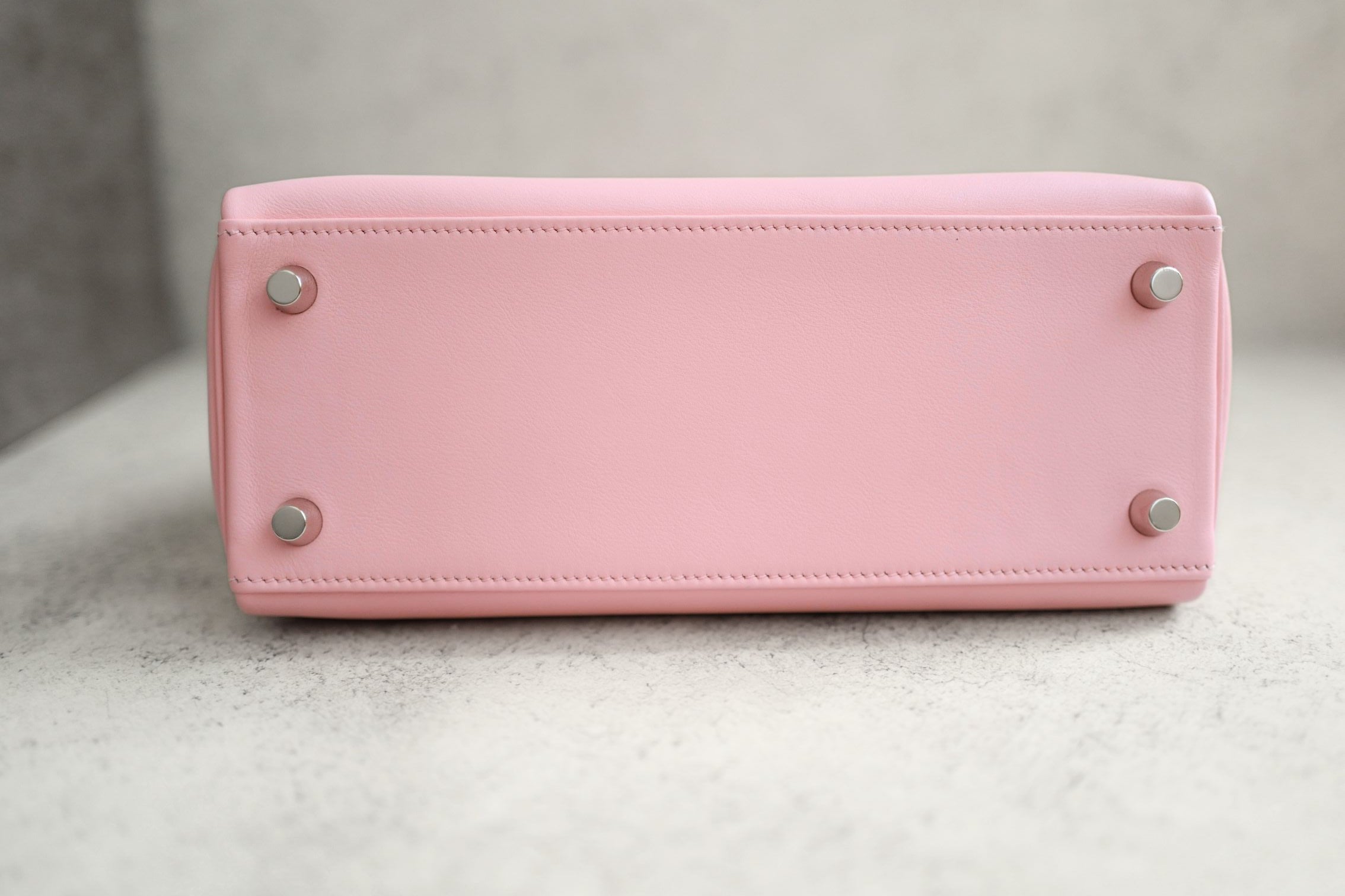 Hermès Kelly 25 Rose Sakura Swift with Palladium Hardware