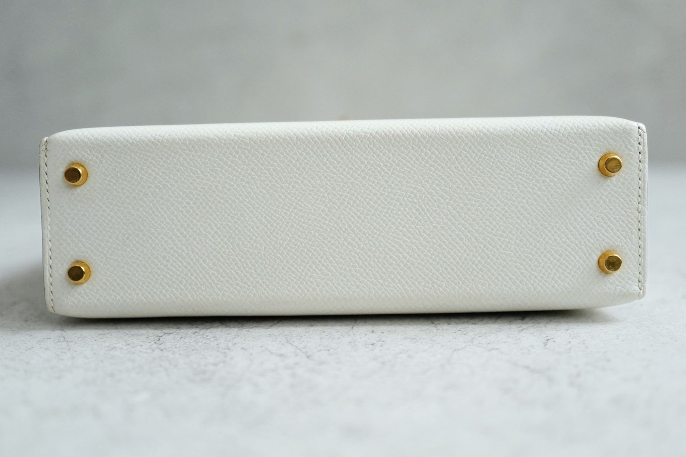 Hermès Mini Kelly 20 Gris Pale Epsom Leather Gold Hardware