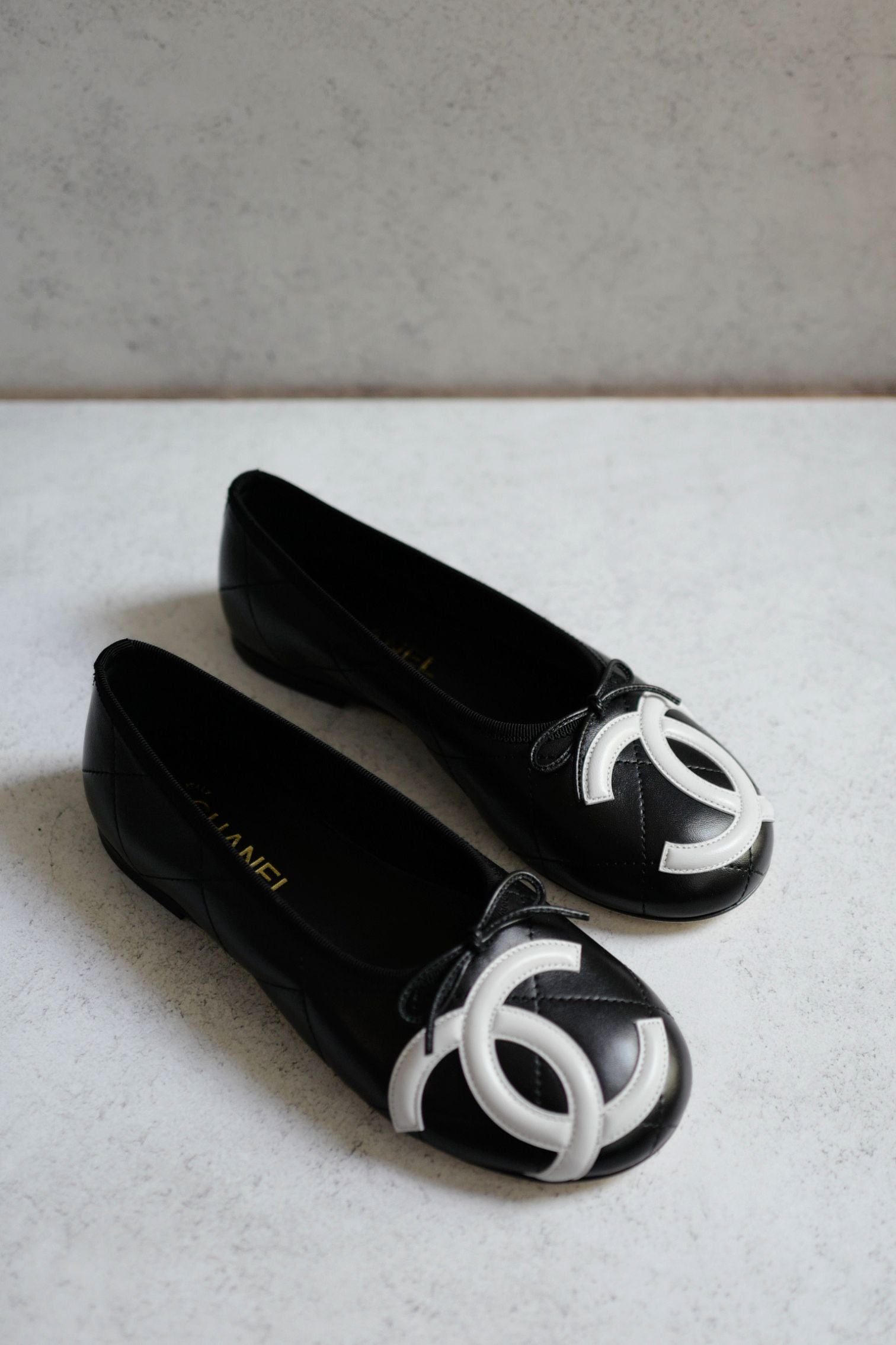 Chanel 26M Coco Beach Ballet Flats Black Lambskin Size 37.5
