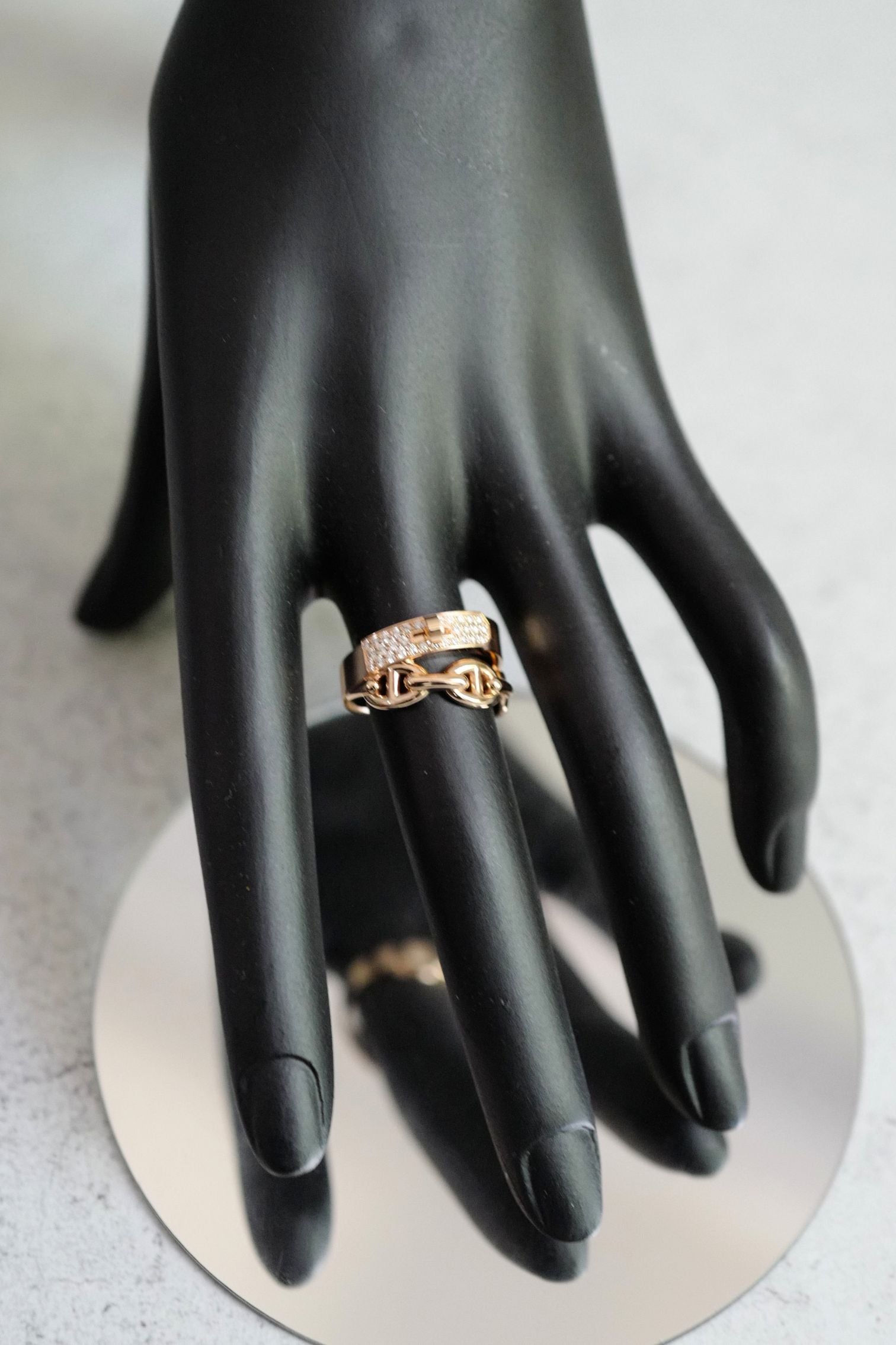 Hermès Kelly Alchimie Double Tour Ring 18K Rose Gold 32 Diamonds Size 53
