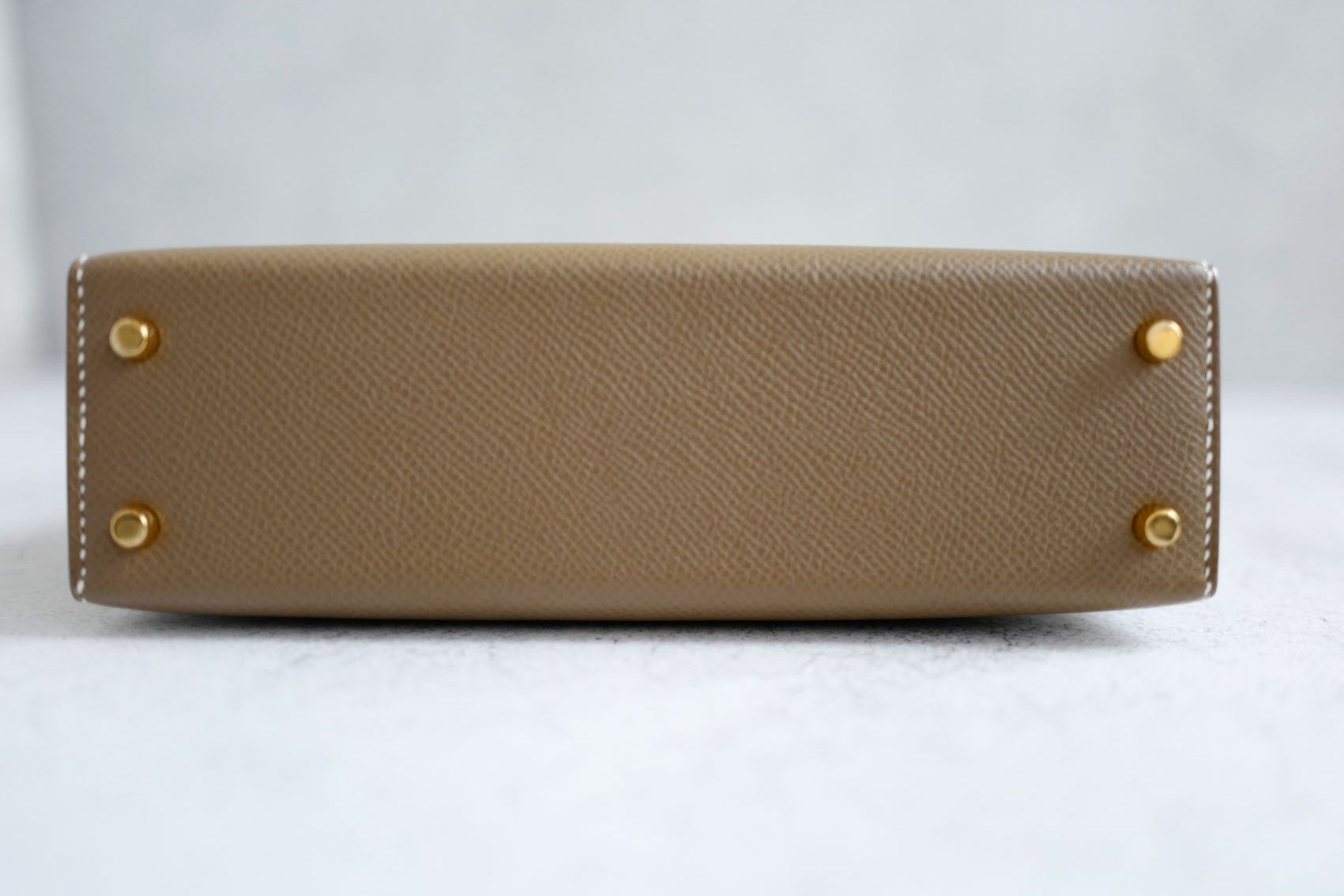 Hermès Mini Kelly Etoupe Epsom Leather Gold Hardware 2024 W Stamp