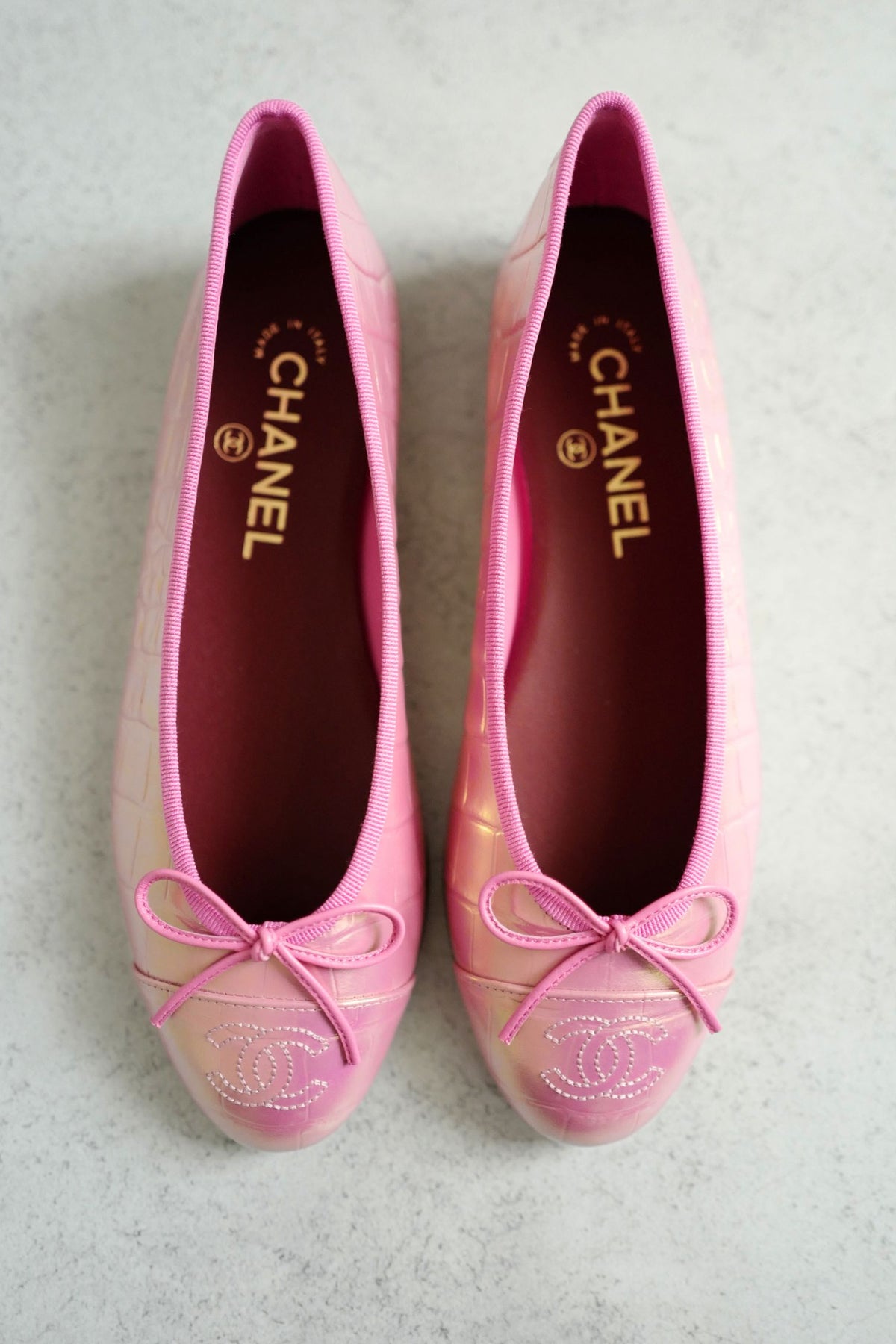 NEW Chanel 26K Matthieu Blazy's Ballet Flats Croc Embossed Calfskin Pink Size 37