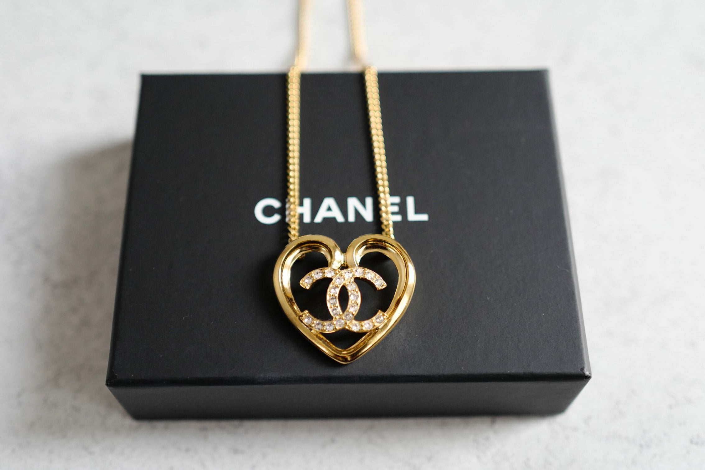 Chanel 23C Heart Gold Necklace with Crystals