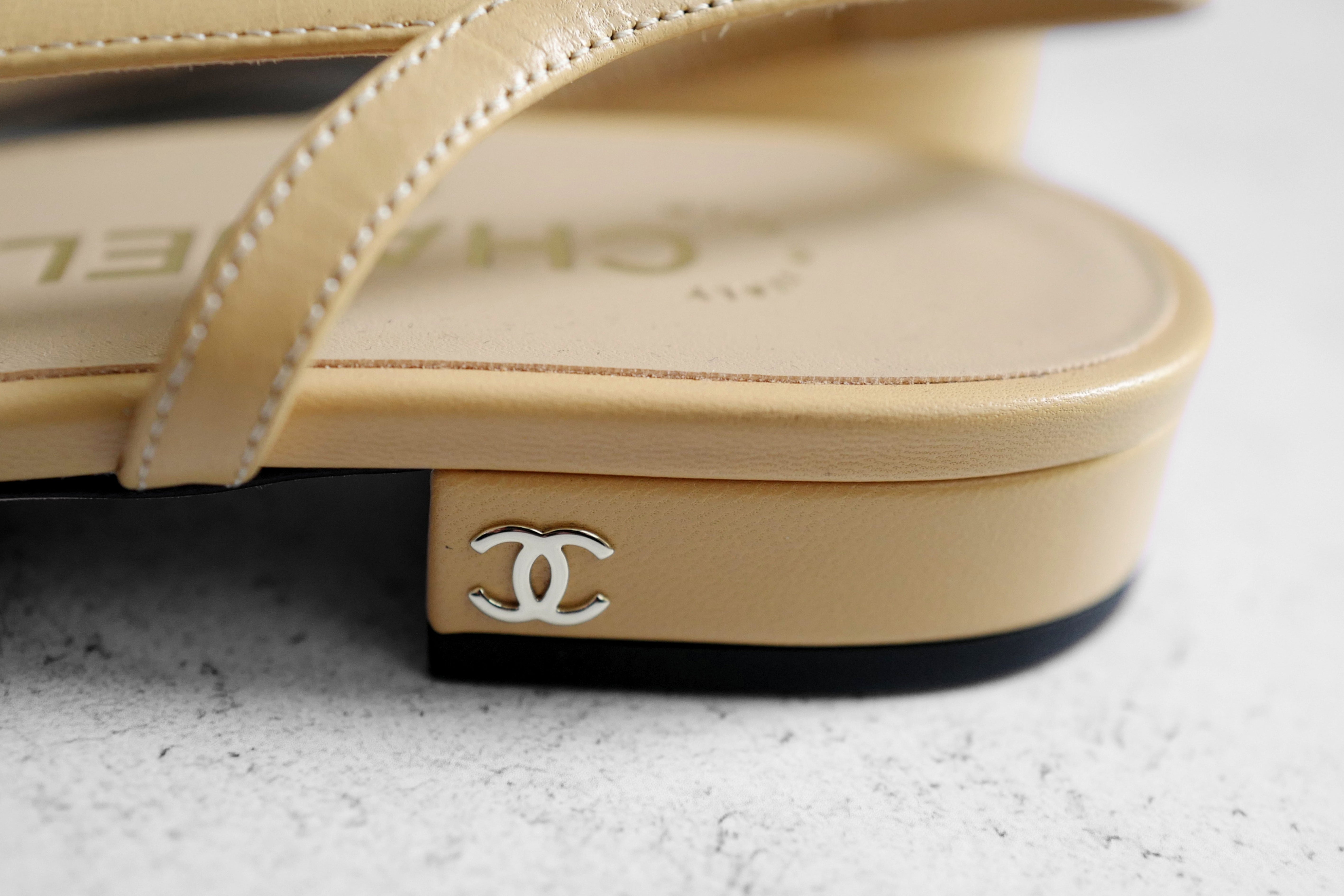 Chanel 26S Slingbacks Beige Black Goatskin Grosgrain Size 38