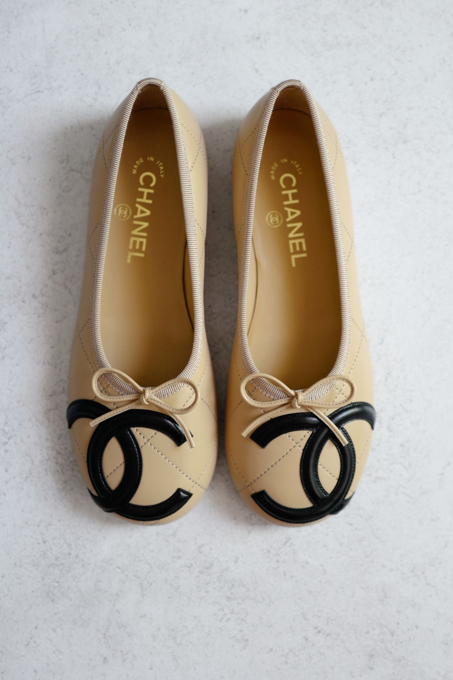 Chanel 26M Coco Beach Ballet Flats Beige Lambskin Size 37.5
