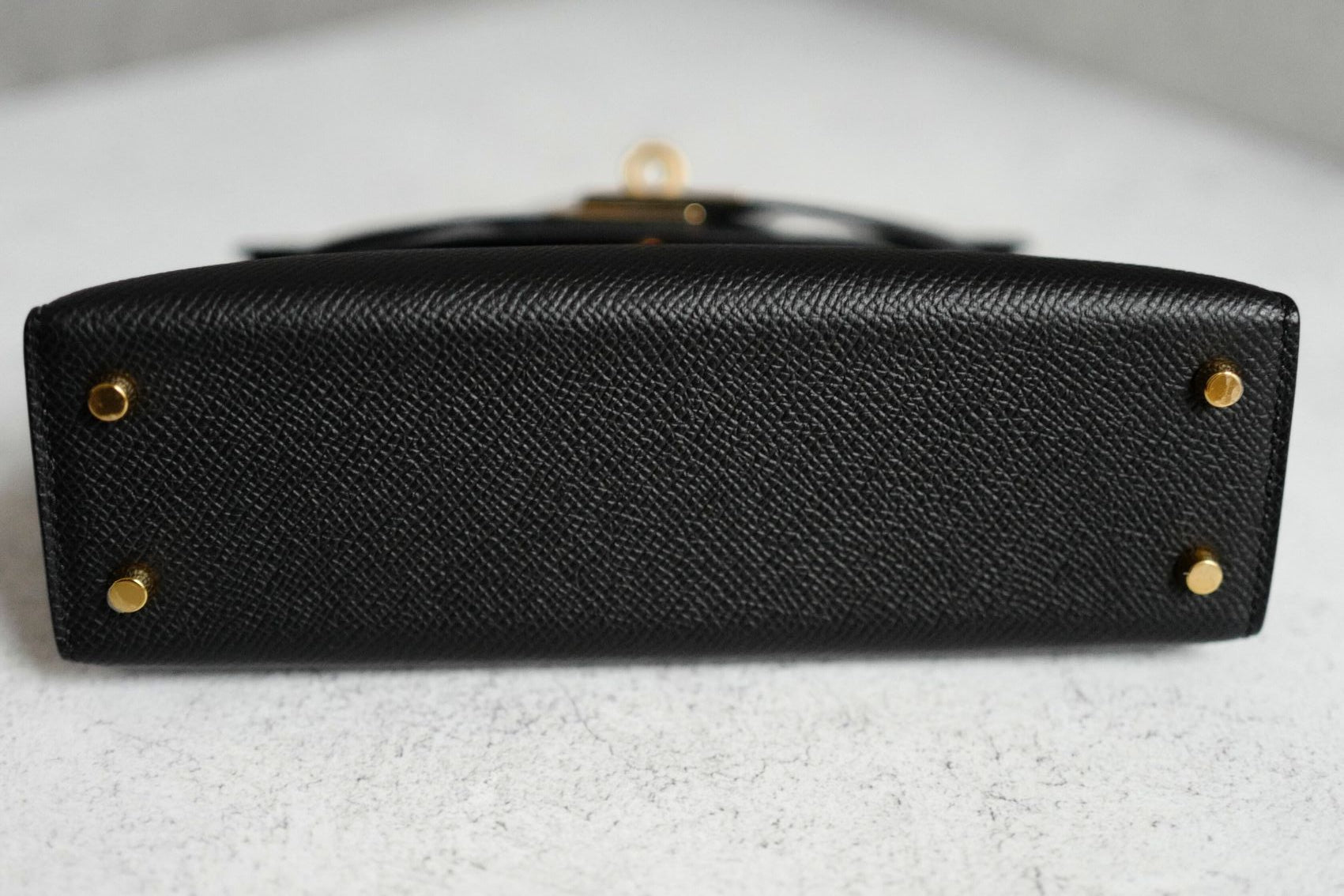 BNIB Hermès Mini Kelly 20 Black Epsom Leather with Gold Hardware Stamp W