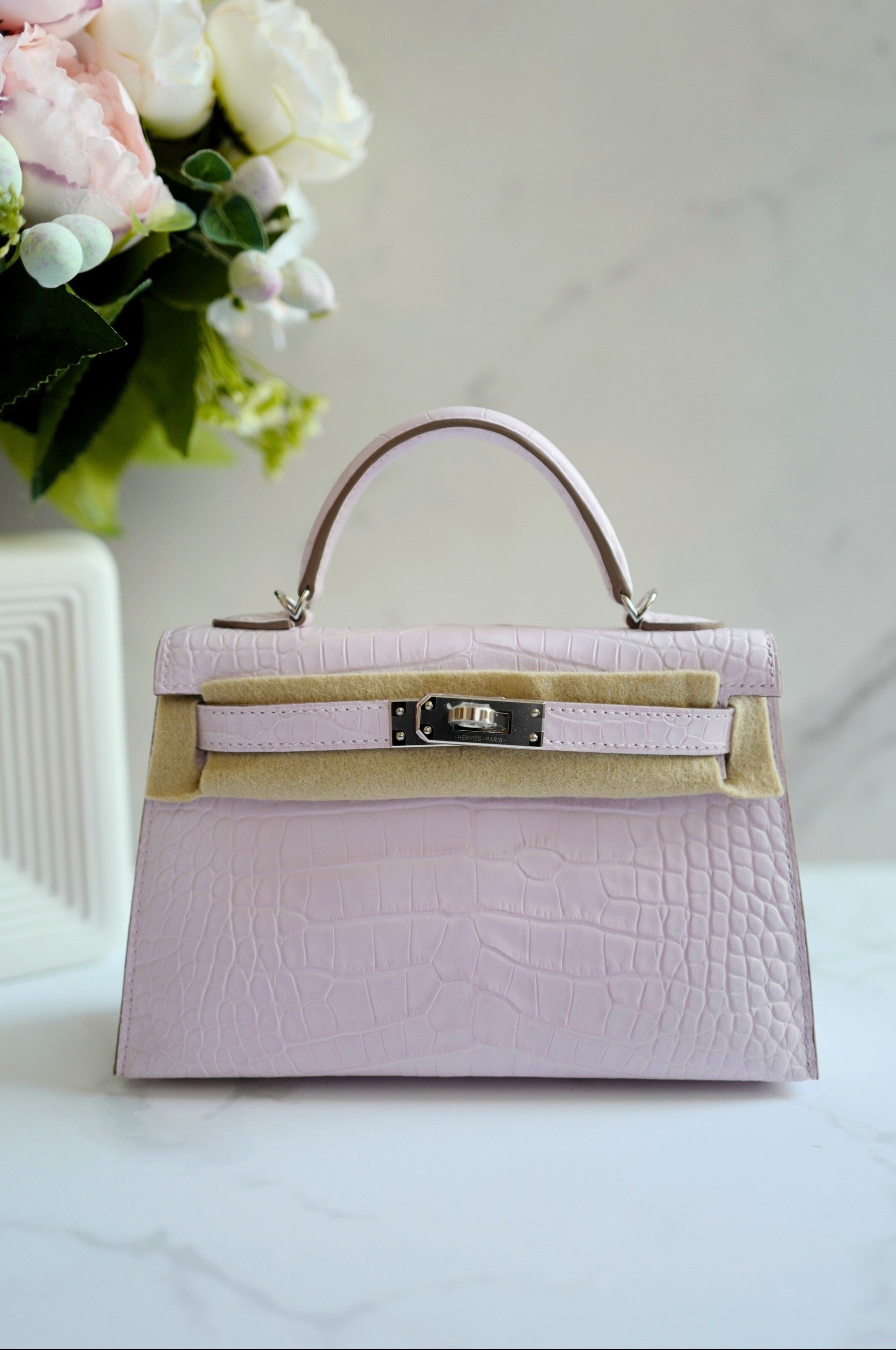 BNIB Hermès Mini Kelly 20 Mauve Pale Matte Alligator Palladium Hardware K Stamp 2025