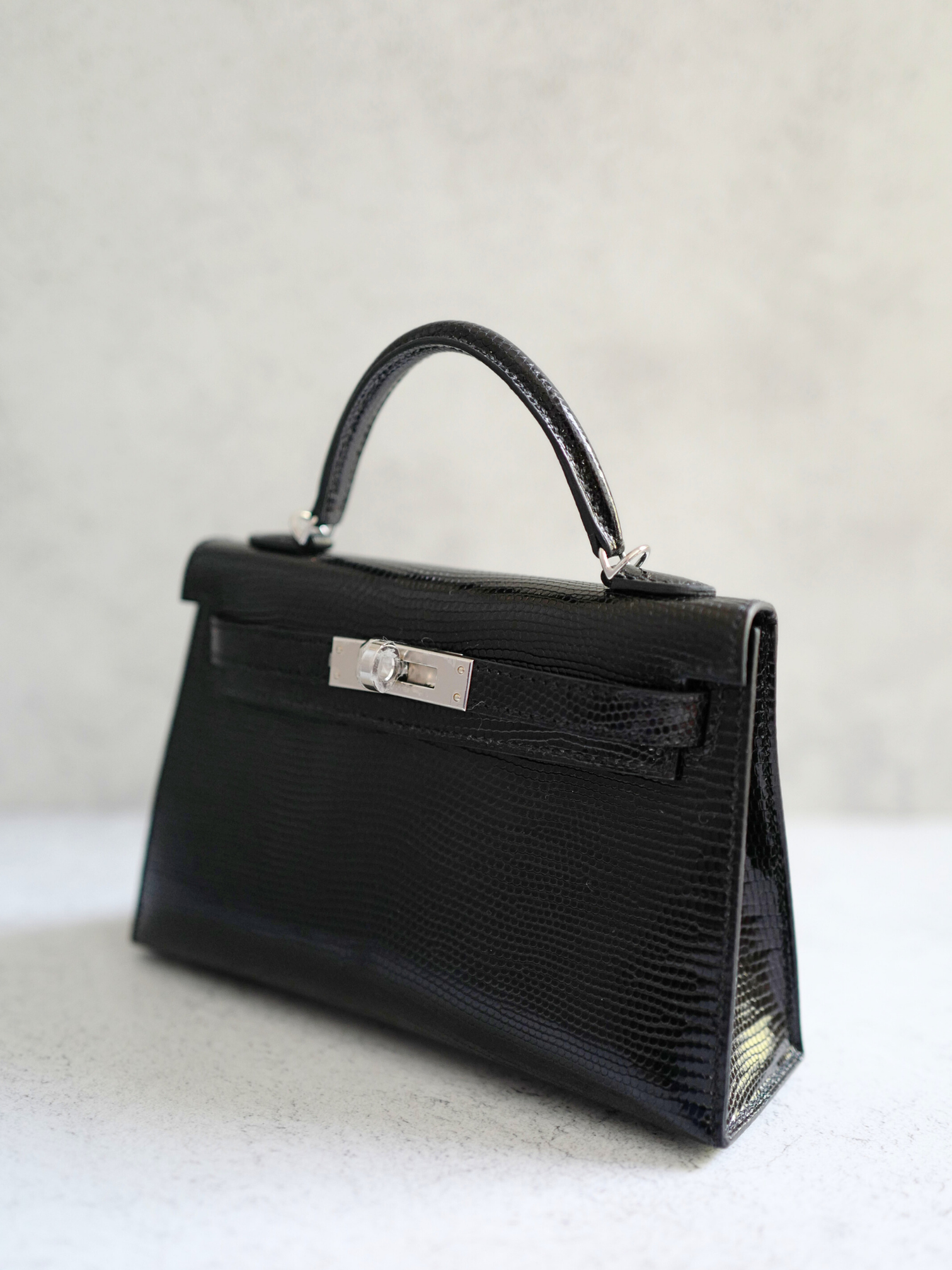 BNIB Hermès Mini Kelly 20 Noir Black Lizard Palladium Hardware Stamp W 2025