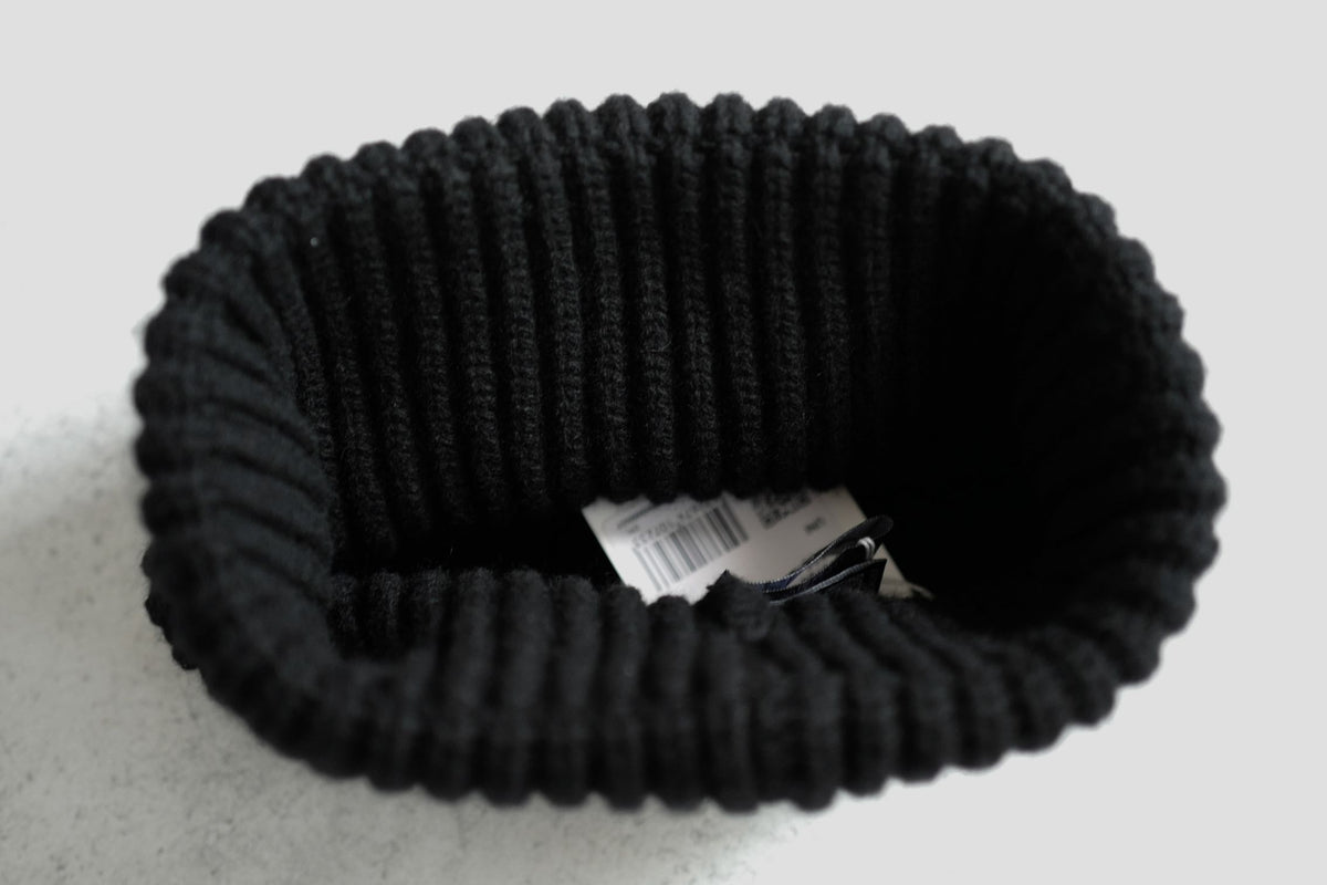 Chanel Black Cashmere Beanie Sequin CHANEL Logo Hat New 23