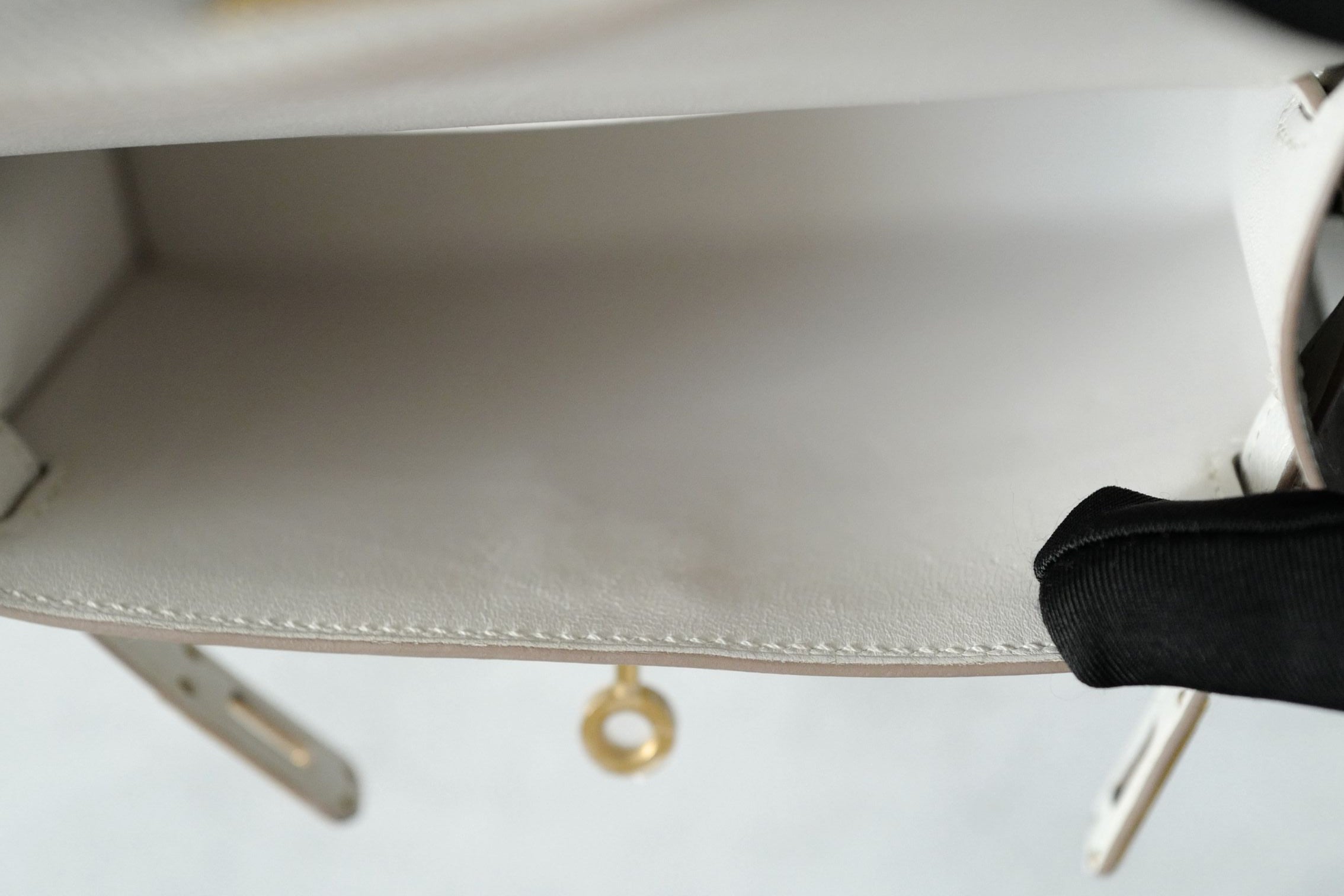 Hermès Mini Kelly 20 Gris Pale Epsom Leather Gold Hardware