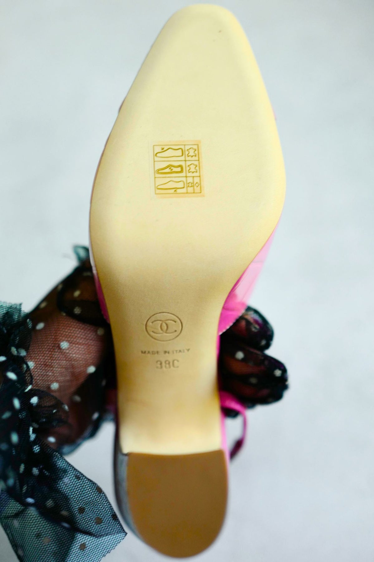 Chanel 26K Matthieu Blazy's Sling Backs Croc Embossed Calfskin Pink Size 38