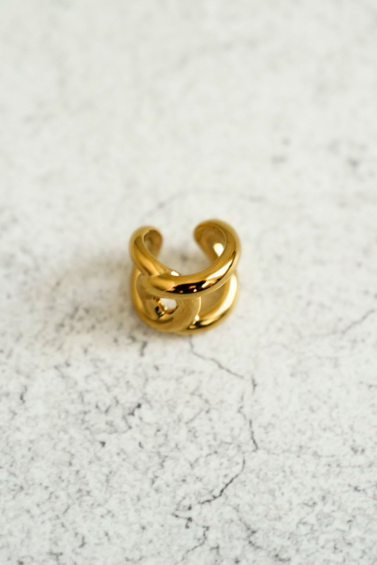 NEW Chanel 26K Ear Cuff Metal Gold Interlocking CC Logo Women Earring