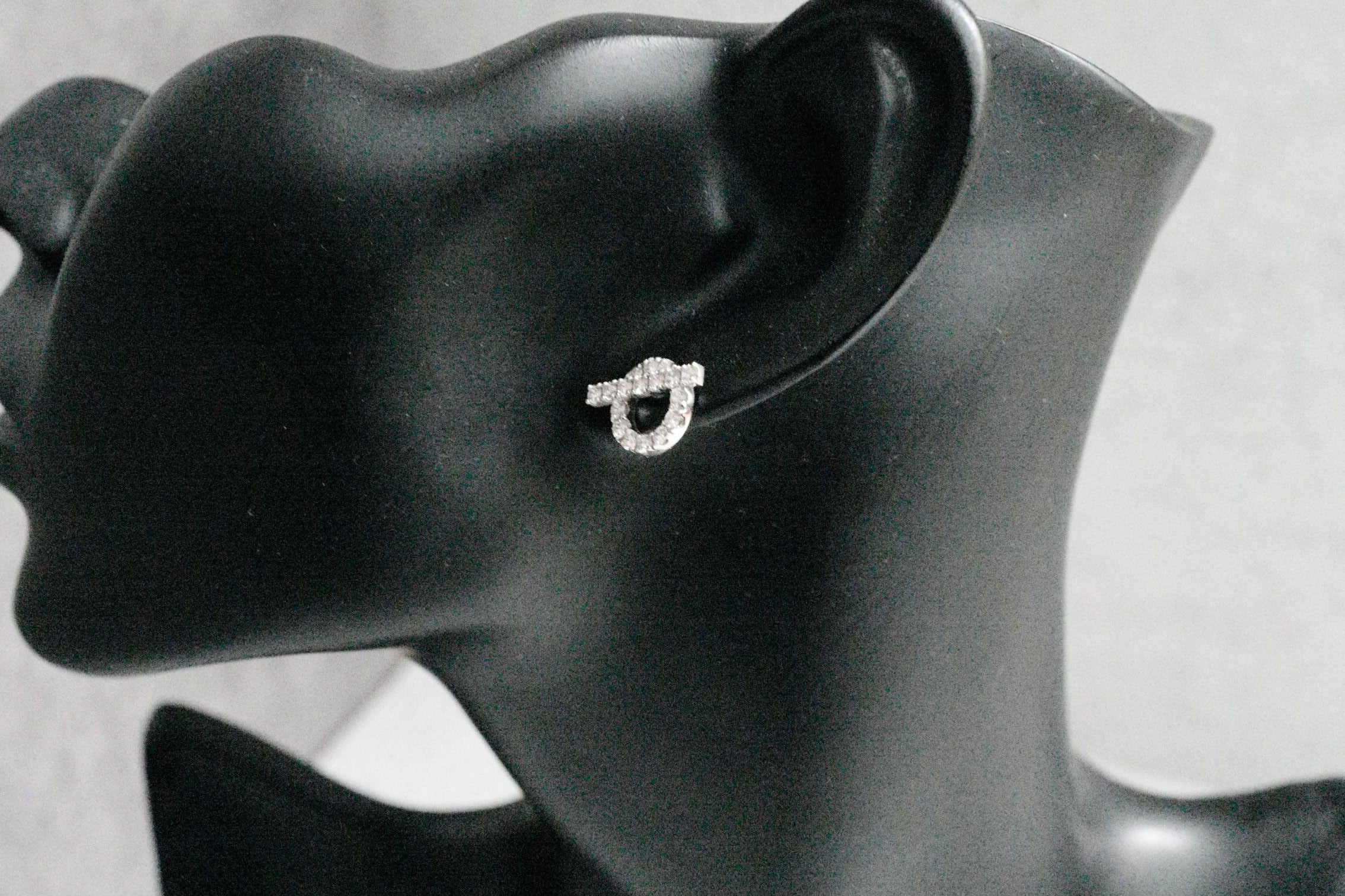 Hermès Finesse Earrings 18K White Gold 34 Diamonds