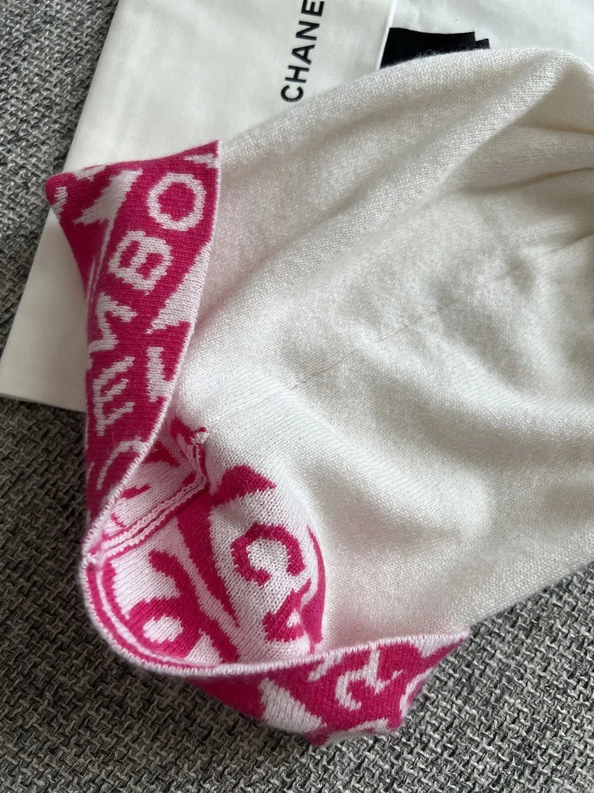 Chanel Beanie Cashmere 24C In White/pink CC Logo All Size NEW