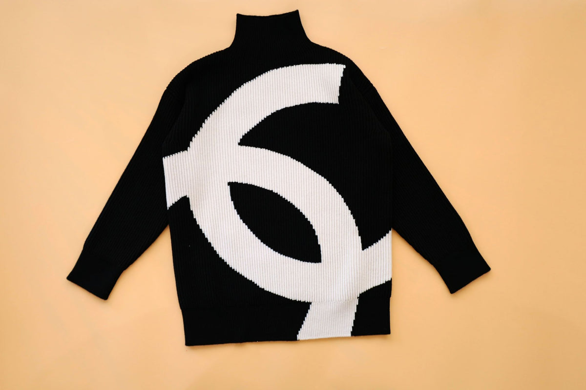 NEW Chanel 26N Coco Neige Sweater Pullover Black Ecru Wool Cashmere Size 34