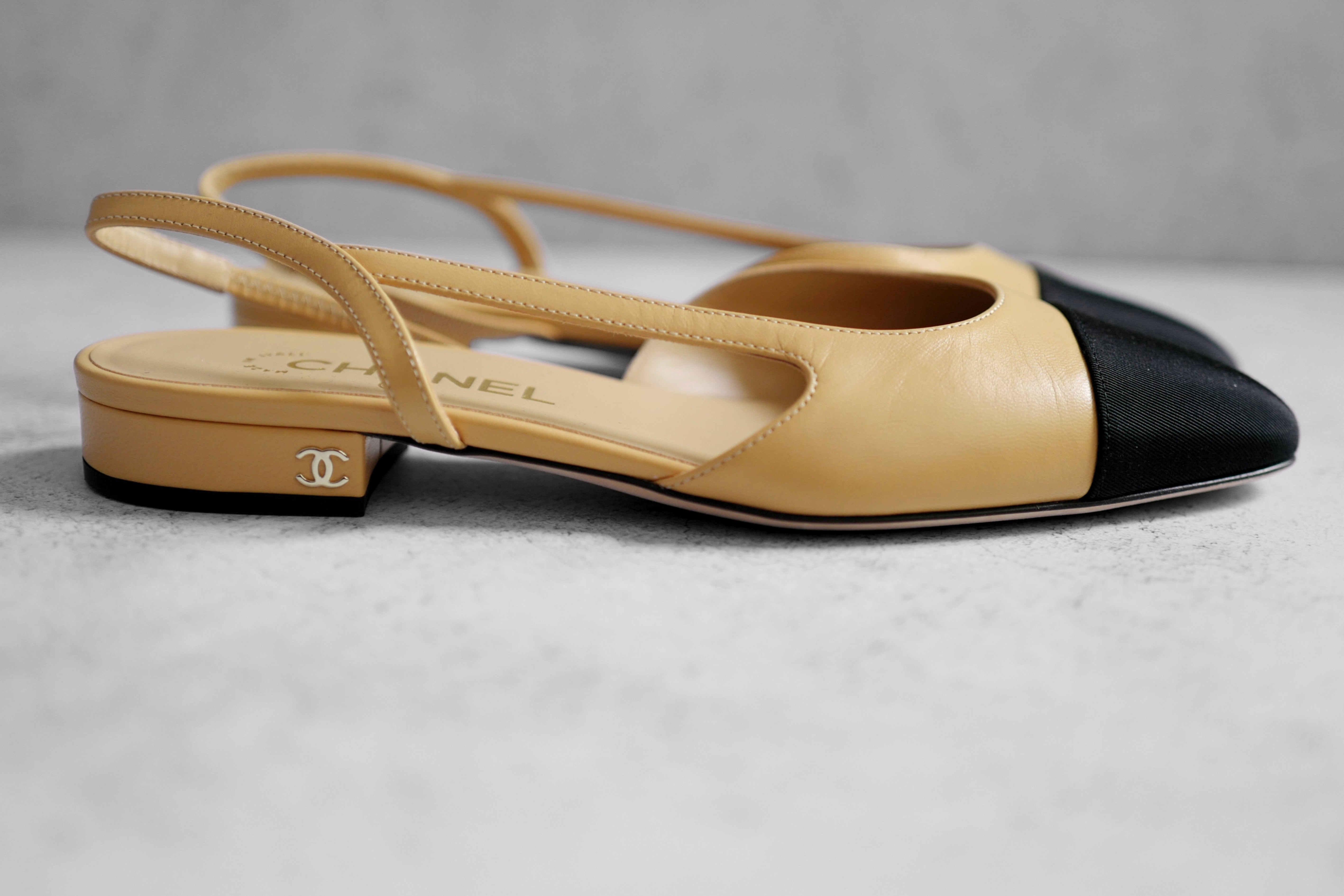 Chanel 26S Slingbacks Beige Black Goatskin Grosgrain Size 38