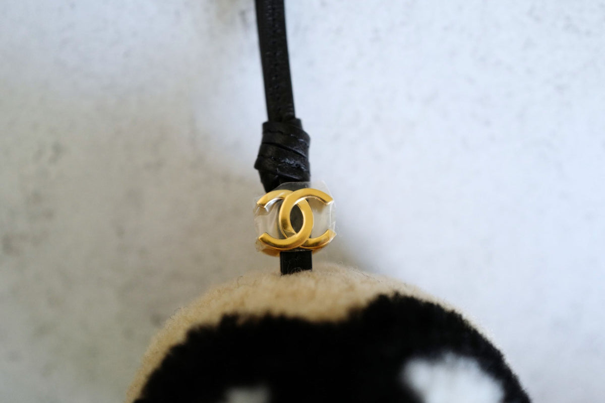 NEW Chanel 26N Coco Neige Mini Ball Bag Charm CC Logo Lambskin Shearling Black Beige