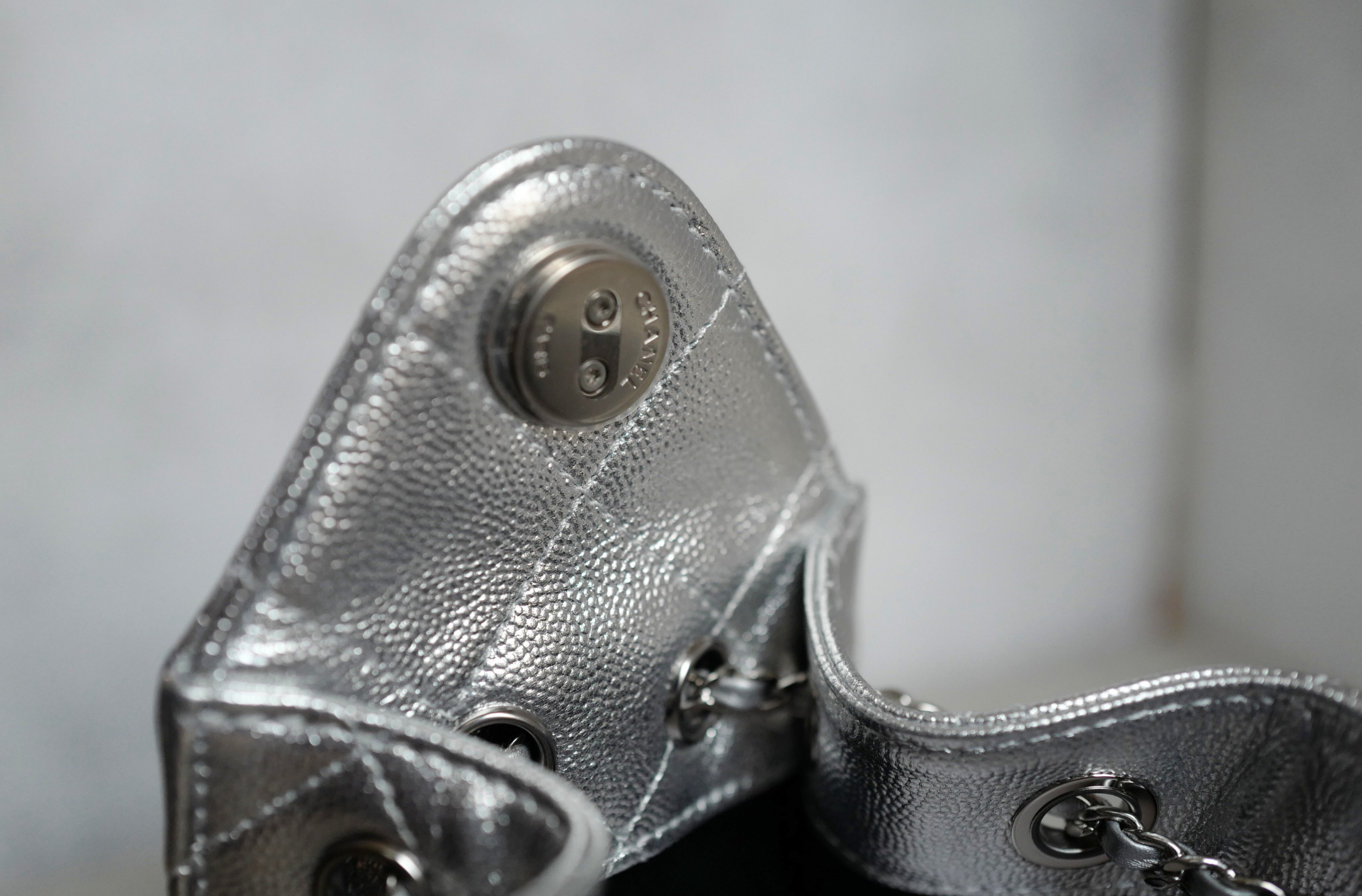 BNIB Chanel 26C Mini Hobo Metallic Silver Grained Calfskin Shoulder Bag