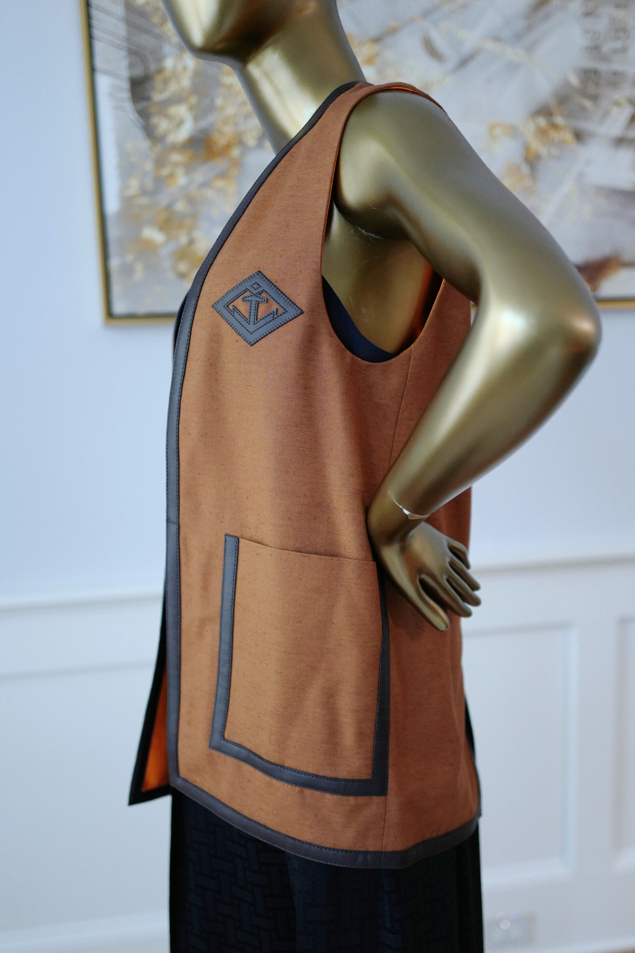 Hermès Women’s Limited Re-edition Outdoor Jacket Reversible Marron Muscade Silk Shantung Size 36 with Nappa Lambskin Trim