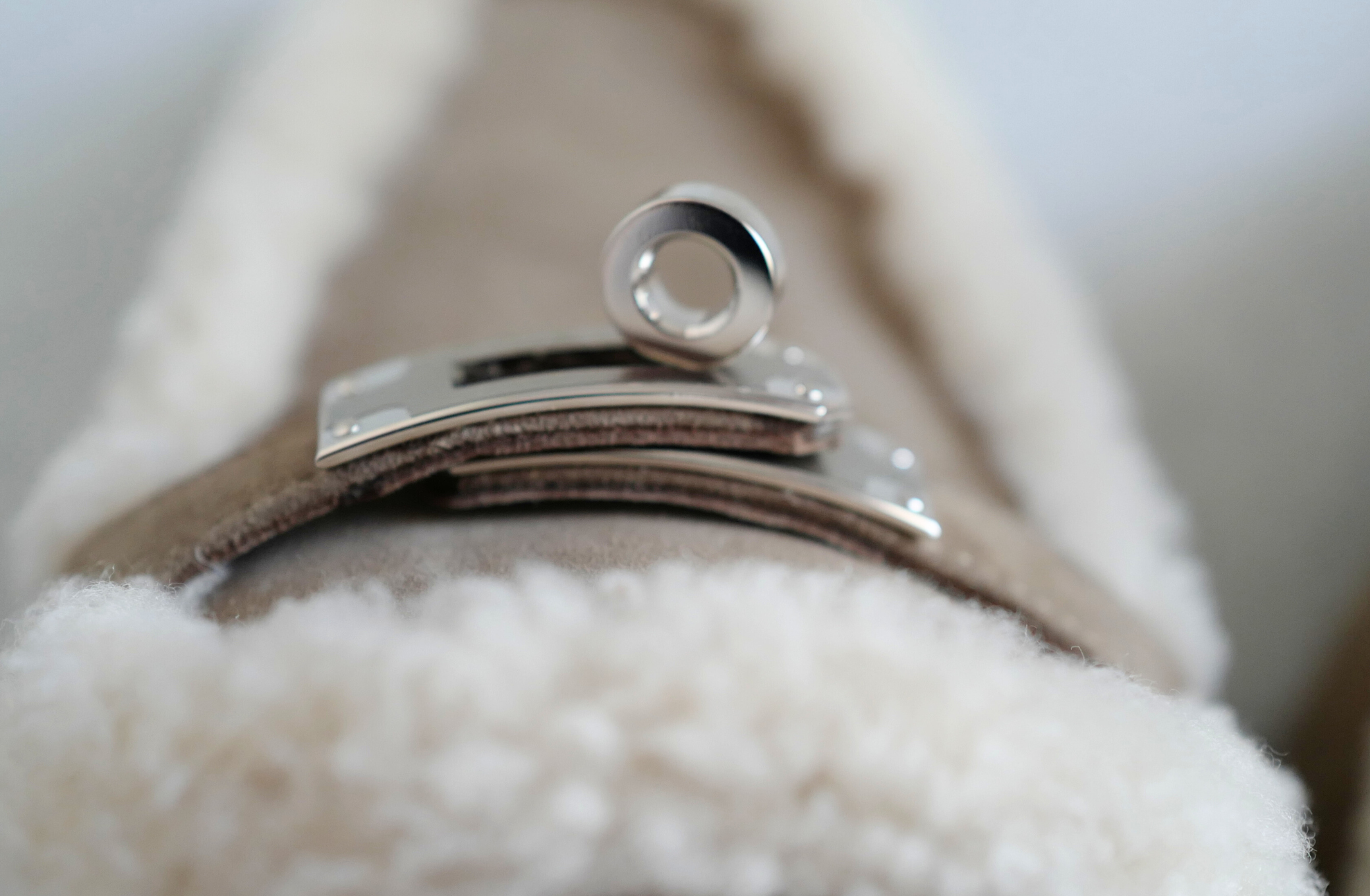 Hermès Oz Mule Etoupe/Ecru Suede Goatskin & Shearling with Palladium Kelly Buckle Size 38