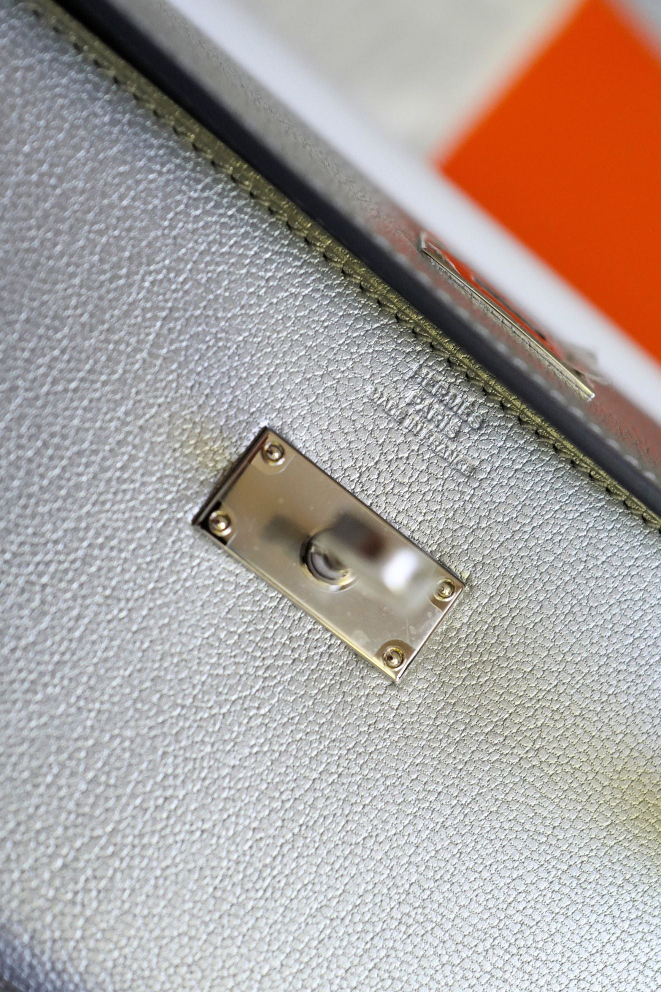 Hermès Kelly To Go Wallet Dore Argent Silver Metallic Chamkilight Goatskin 2026