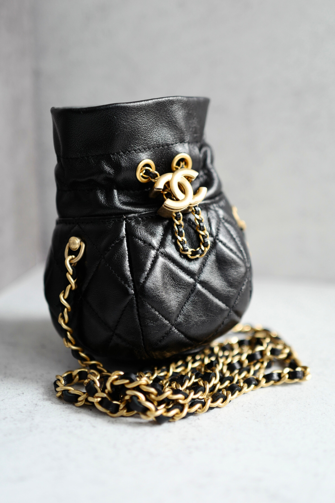 BNIB Chanel 23S Black Shiny Lambskin Clutch with Chain in Gold Hardware