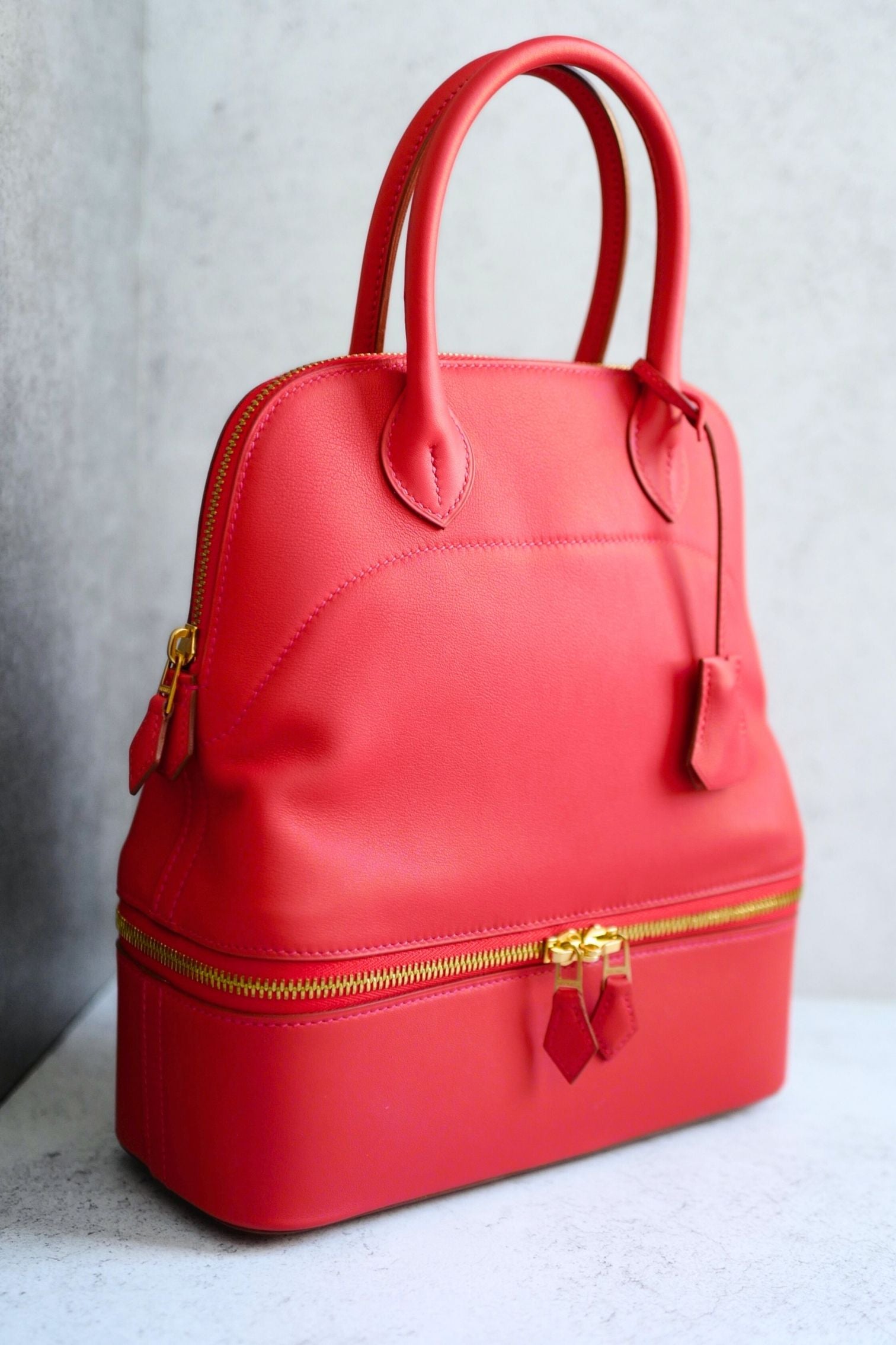 Hermès Bolide Secret in Vermillion Red Swift Leather Gold Hardware T Stamp