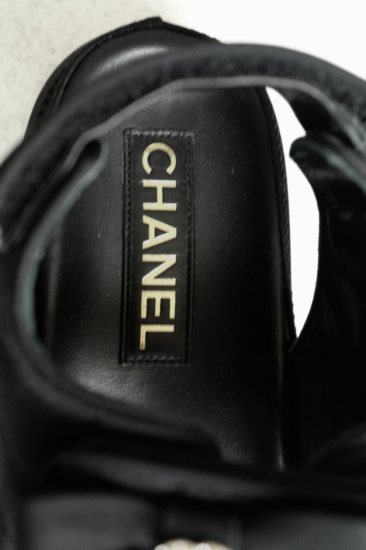 BNIB Chanel Dad Sandal CC Crystals In Black With Bows Size 38 - Limited