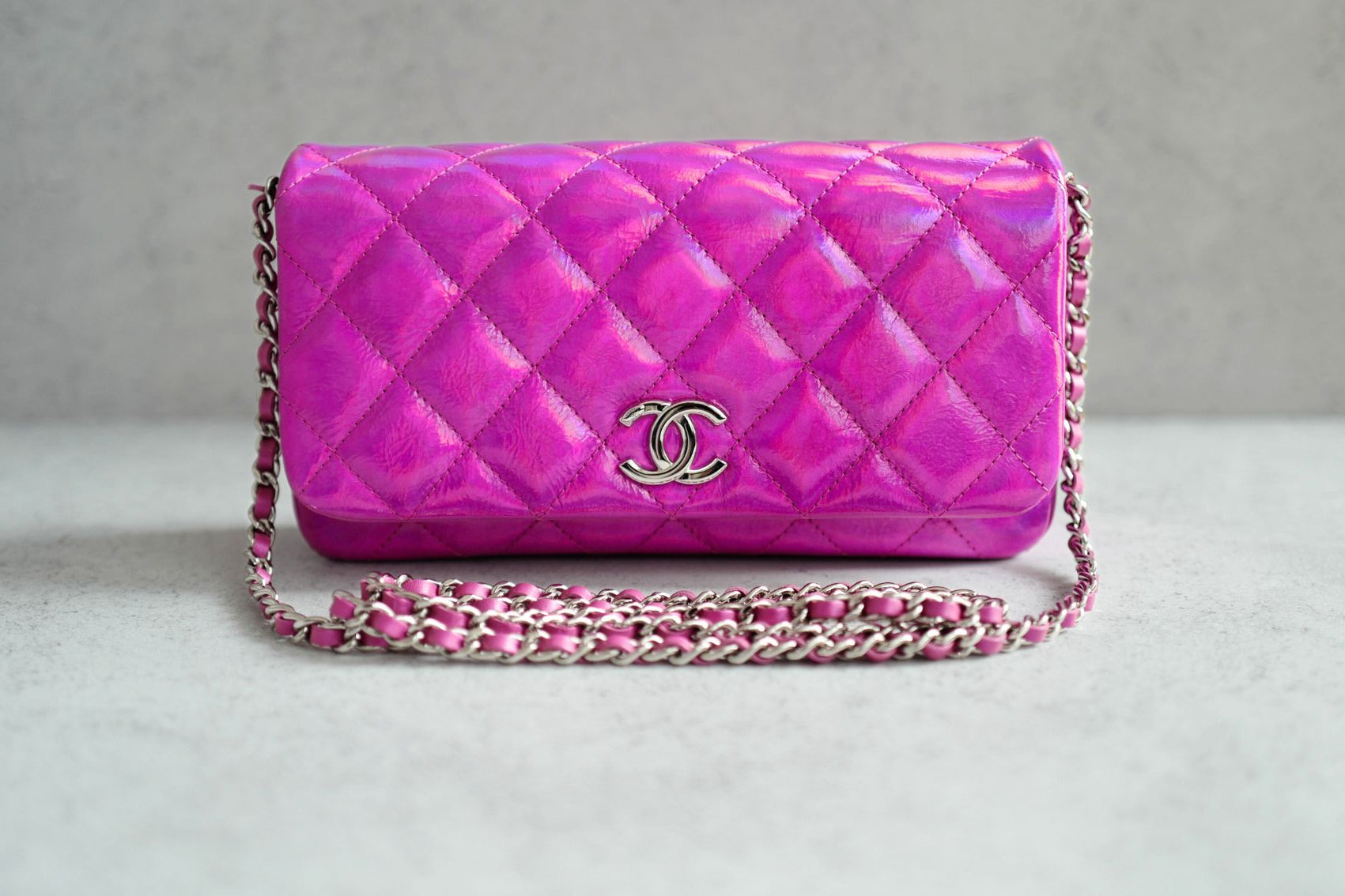 NEW Chanel Wallet on Chain Iridescent Mirror Goatskin Silver Fuchsia Cruise 24C