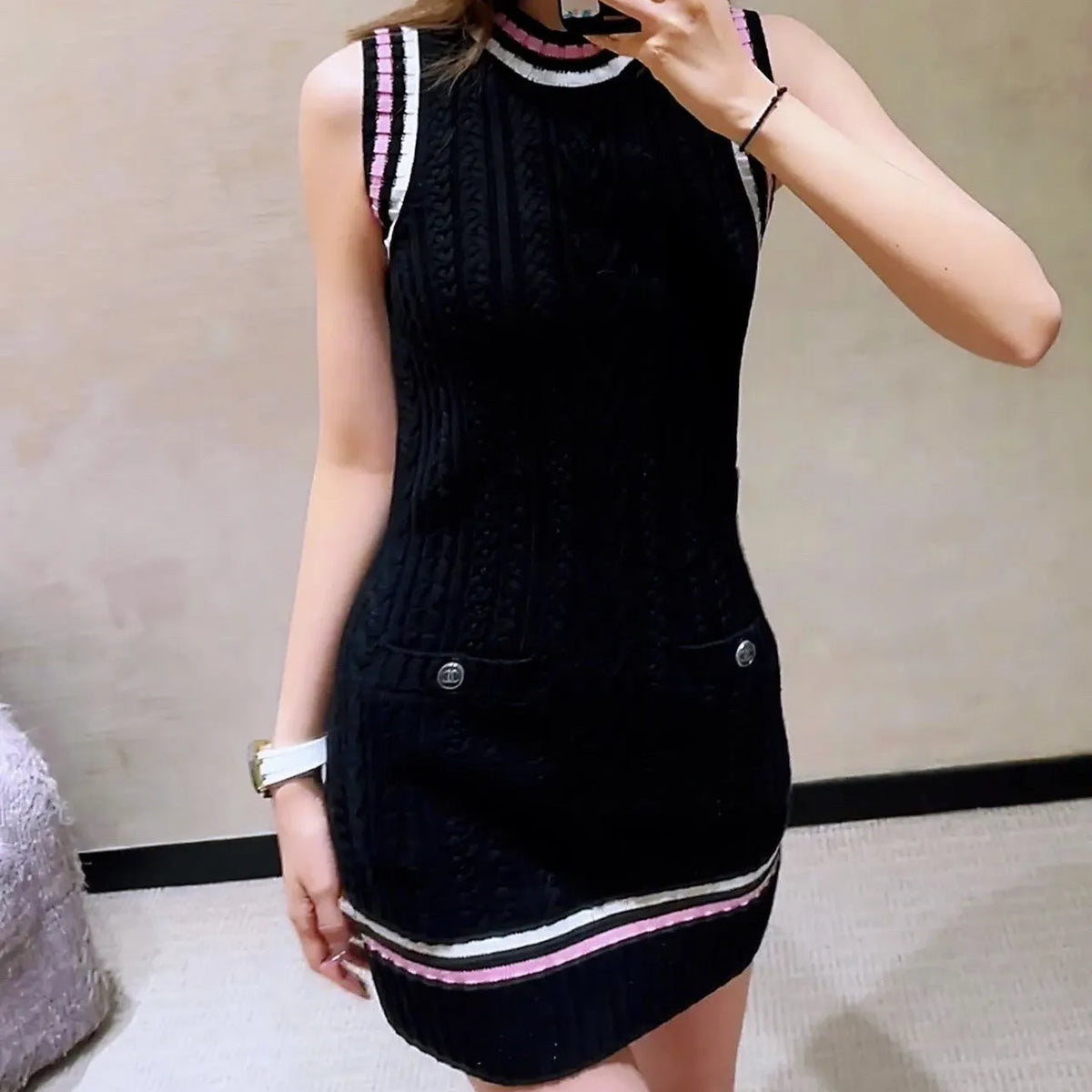 ワンピース CHANEL 23P One Shoulder Knit Dress CHANEL 23P One Shoulder Dress 34 *New - Timeless Luxuries