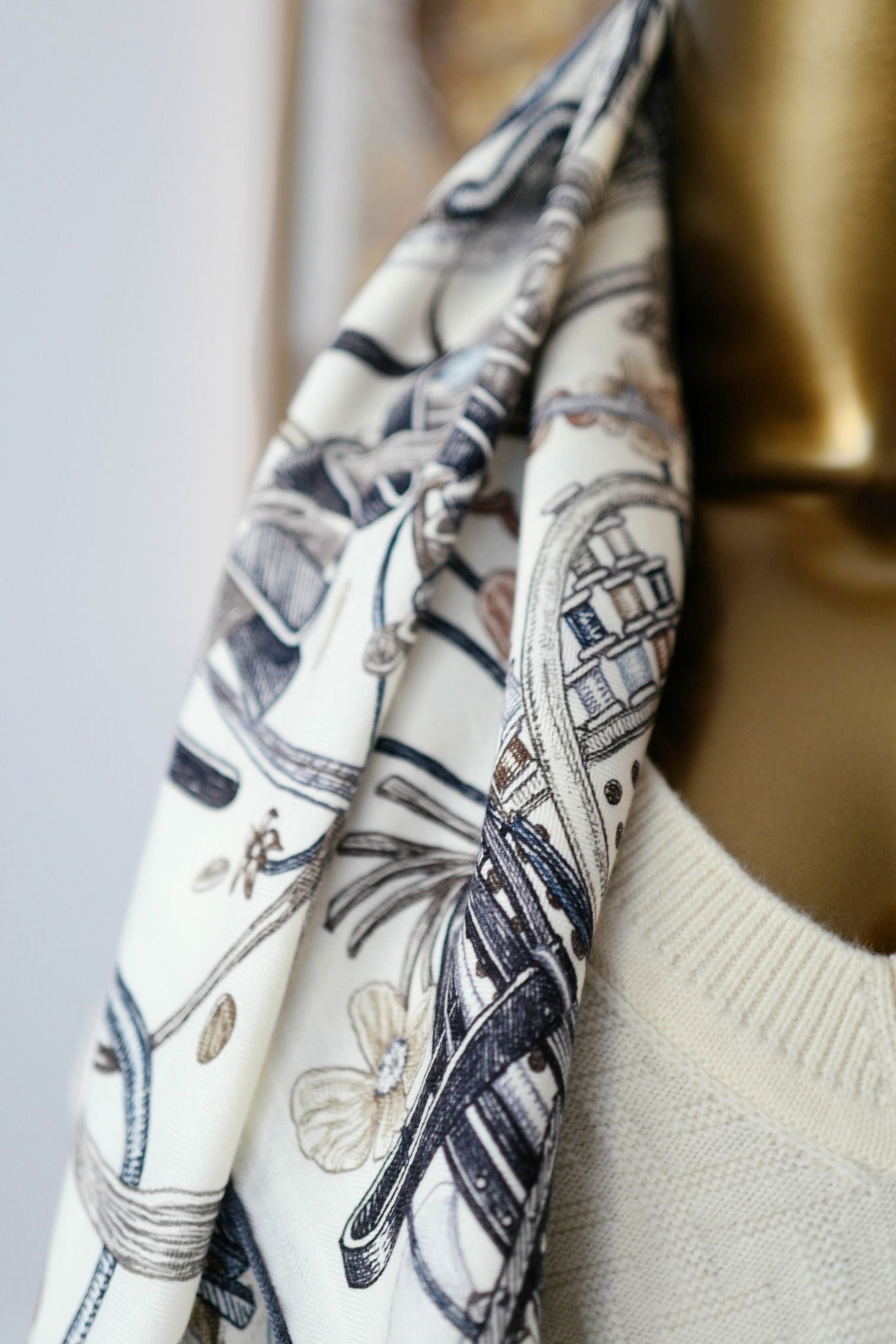 Hermès Le Monde d'Hermès Shawl 140 Cashmere Silk Scarf Blanc Ardoise Etoupe